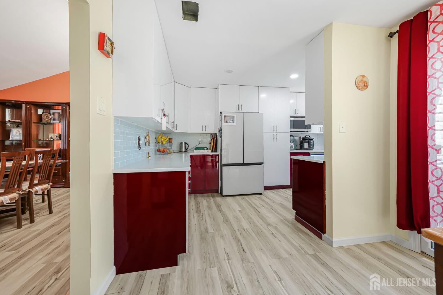 292 Summerhill Road, East Brunswick, NJ, 08816 image 20