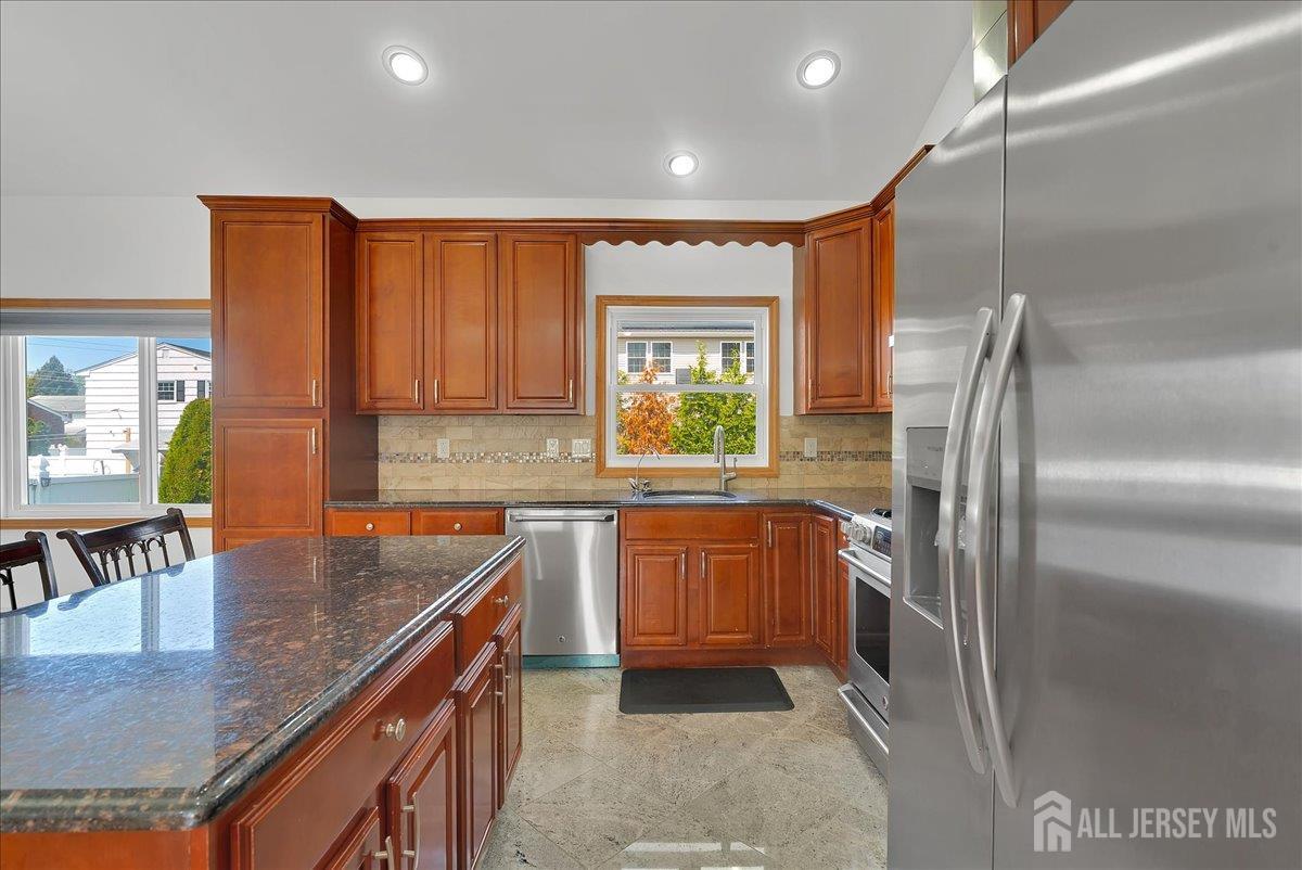 95 E Calvert Avenue, Edison, NJ, 08820 image 13