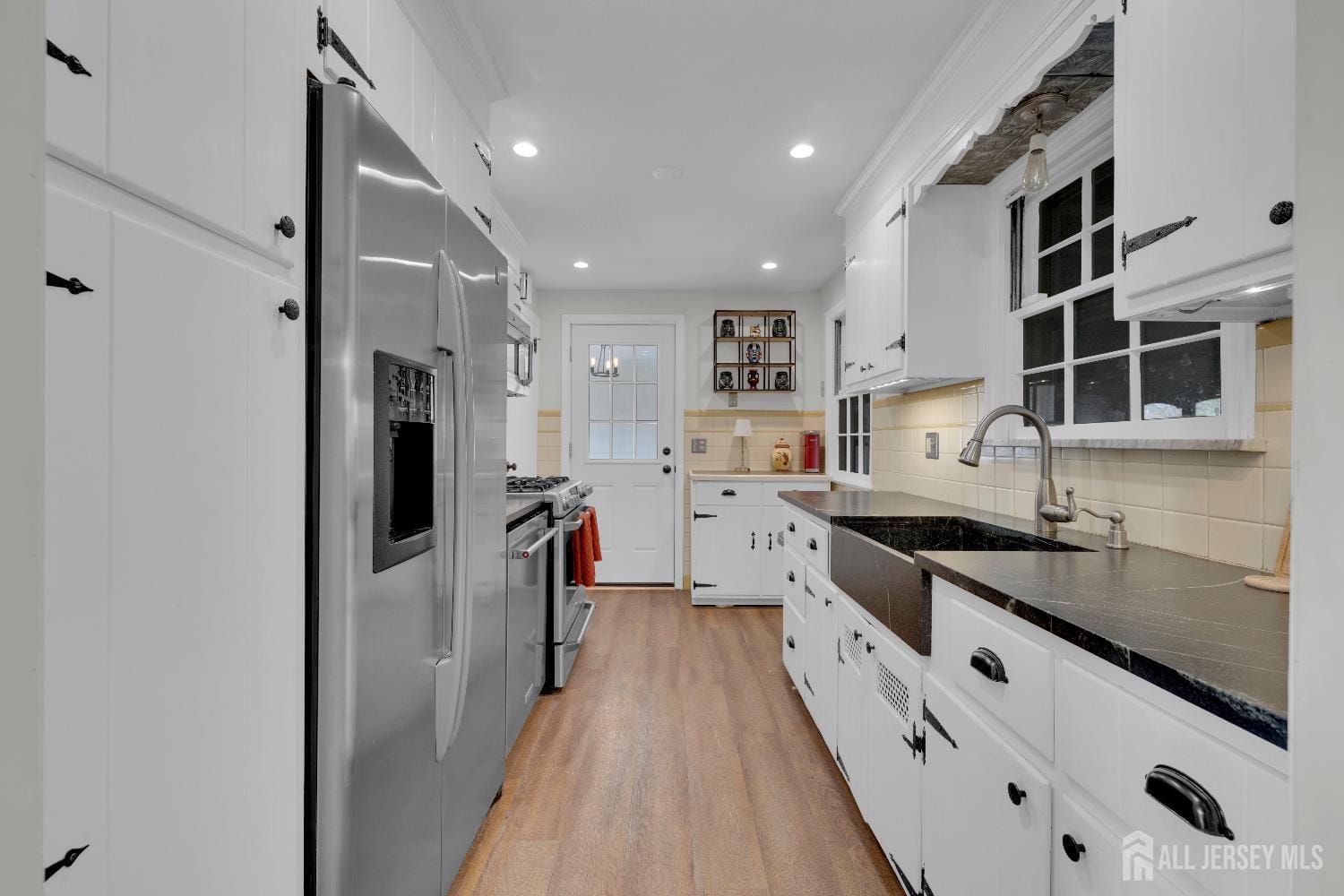 369 Union Avenue, Middlesex, NJ, 08846 image 11