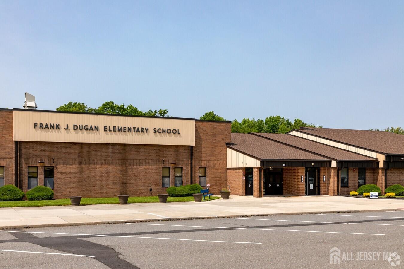 27 HERON Drive, Marlboro, NJ, 07746 image 40