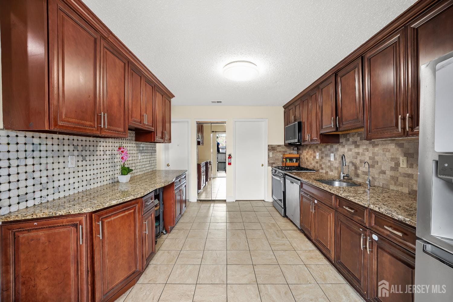 197 Westgate Drive, Edison, NJ, 08820 image 30