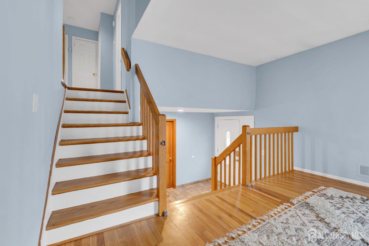 17 Hollywood Drive Image 5