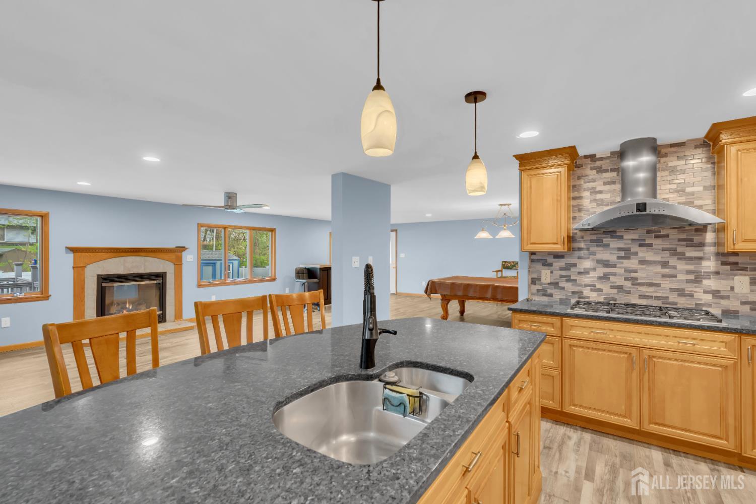 17 Hollywood Drive, Woodbridge Proper, NJ, 07095 image 19