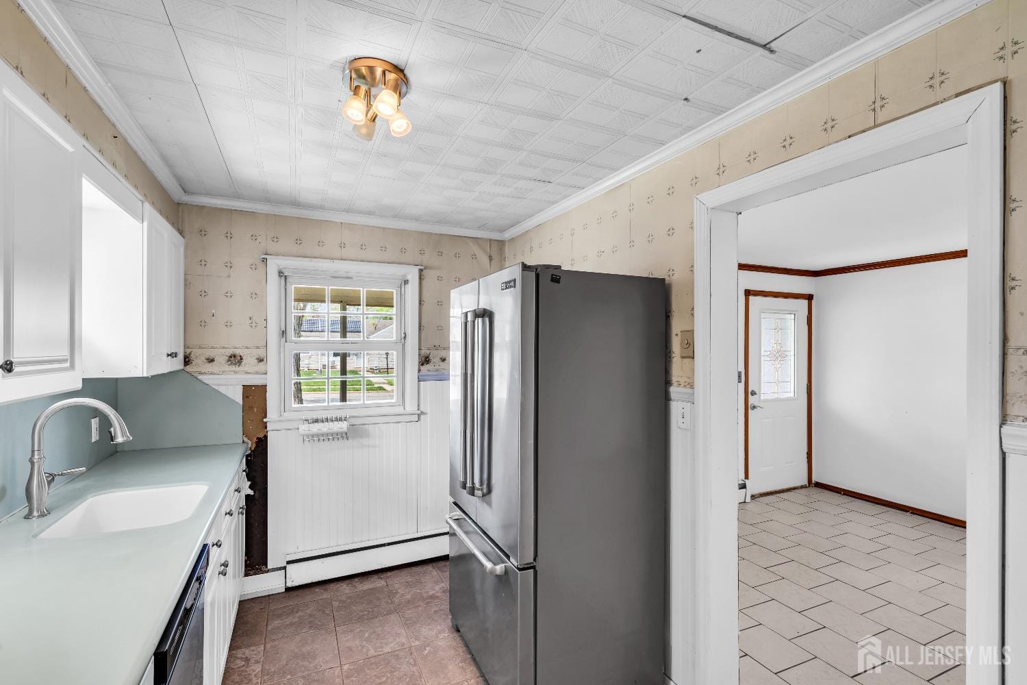 52 Walnut Street, Edison, NJ, 08817 image 41