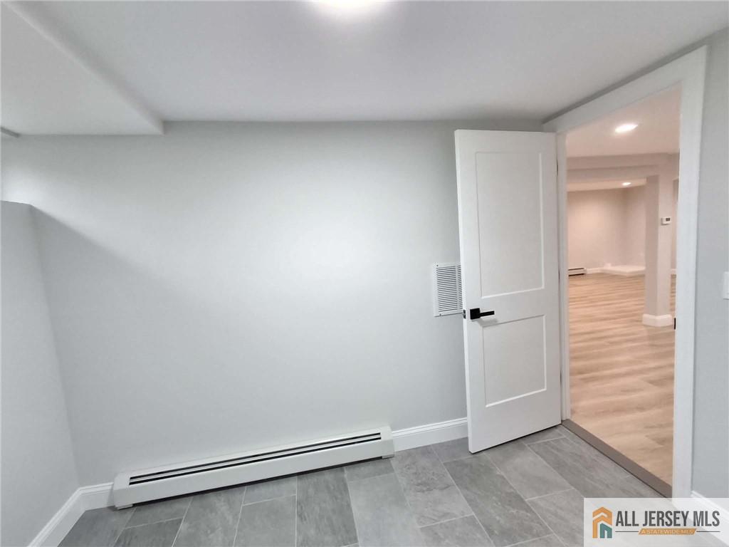 397 Lake Avenue, Colonia, NJ, 07067 image 31