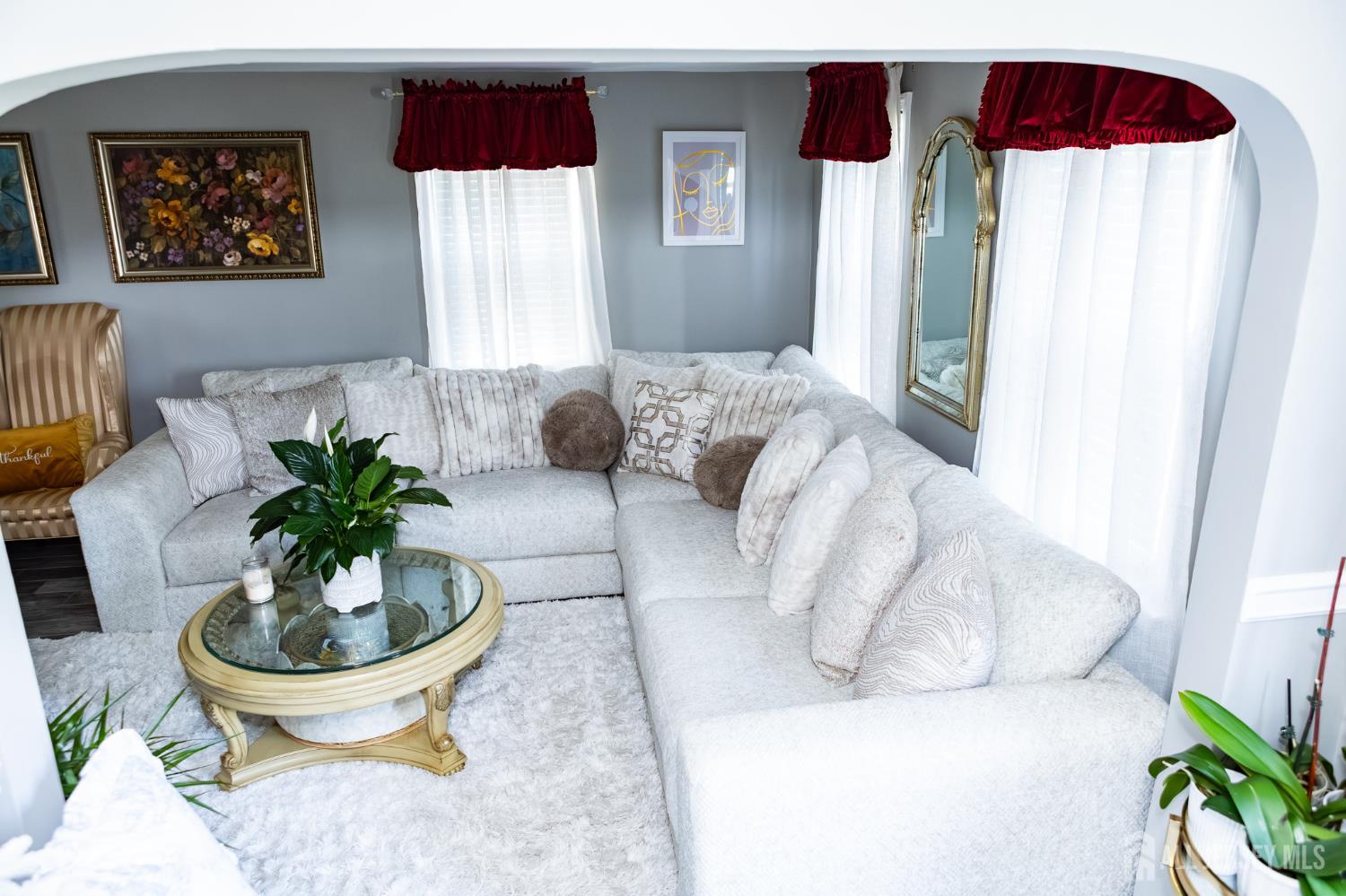 15 S Pulaski Avenue Image 5