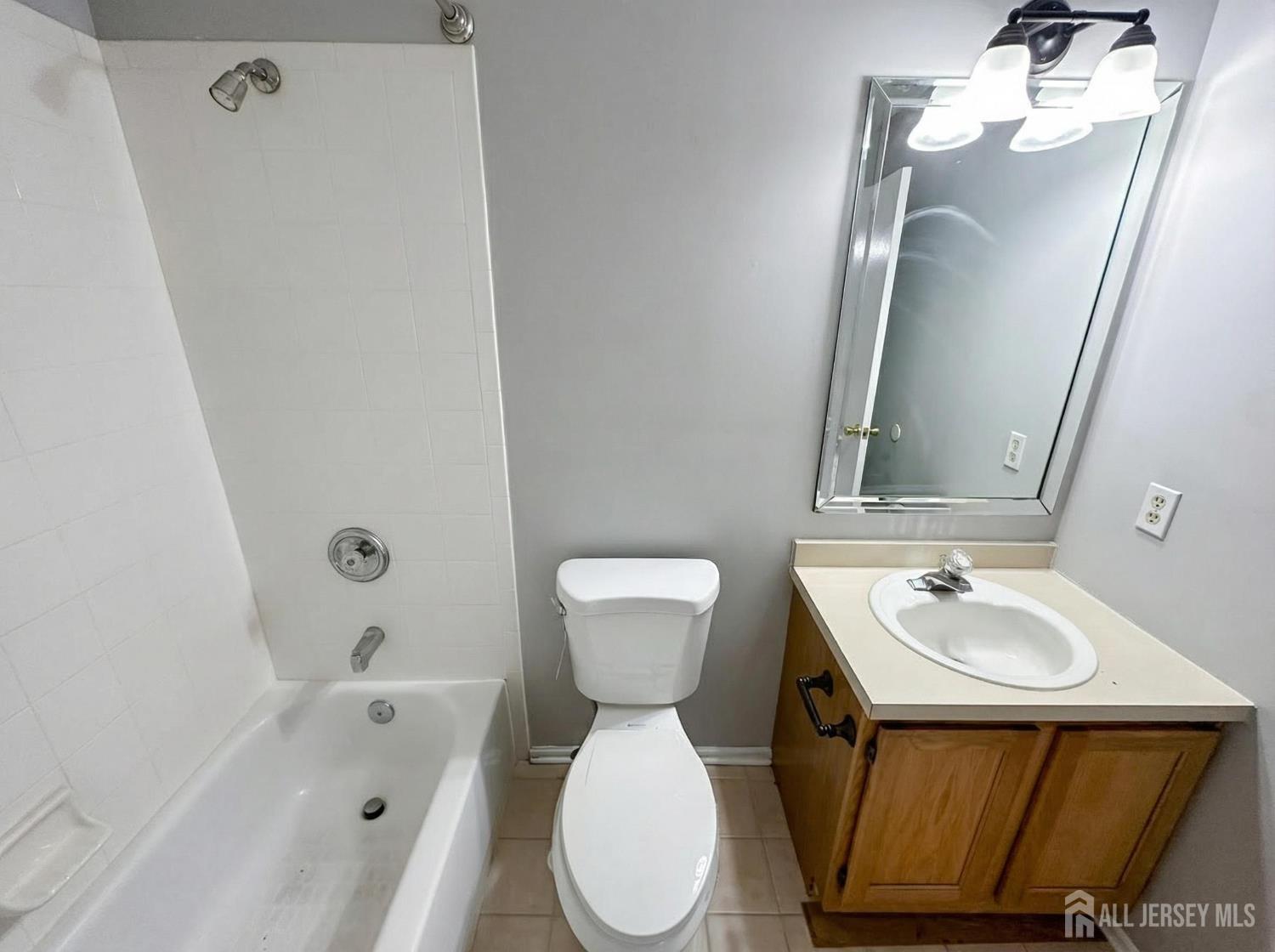 1212 Plymouth Road Image 4