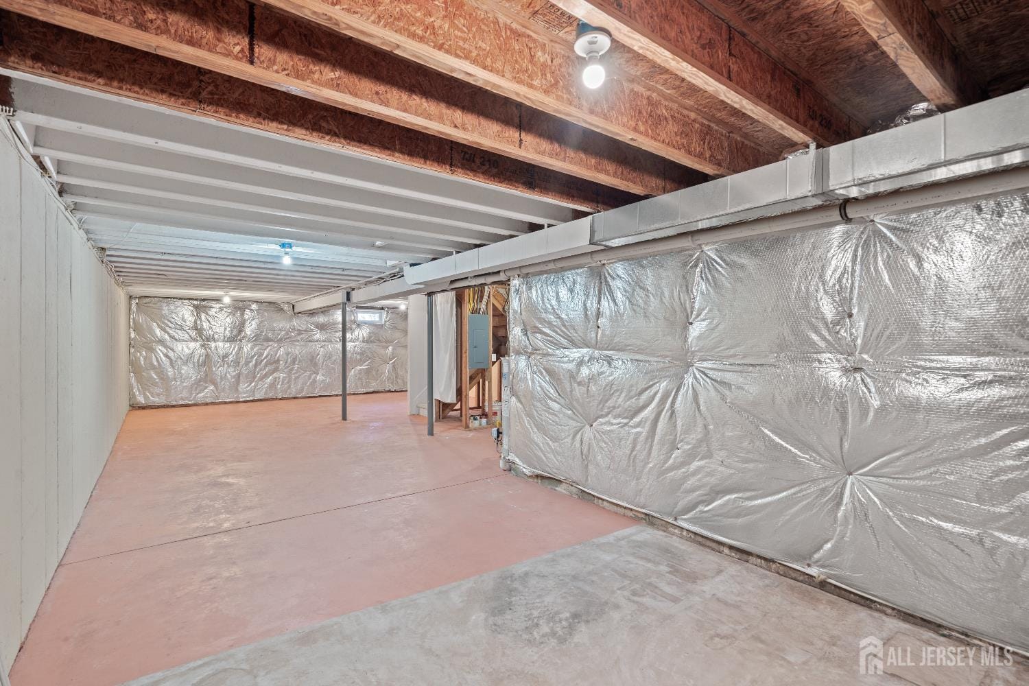 2435 Canterbury Lane, North Brunswick, NJ, 08902 image 35