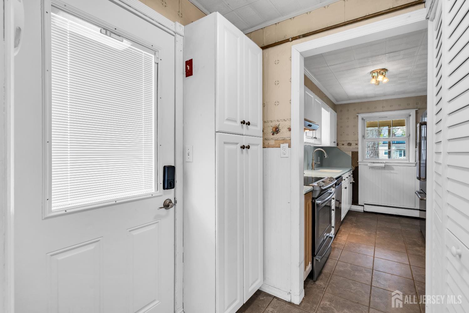 52 Walnut Street, Edison, NJ, 08817 image 37