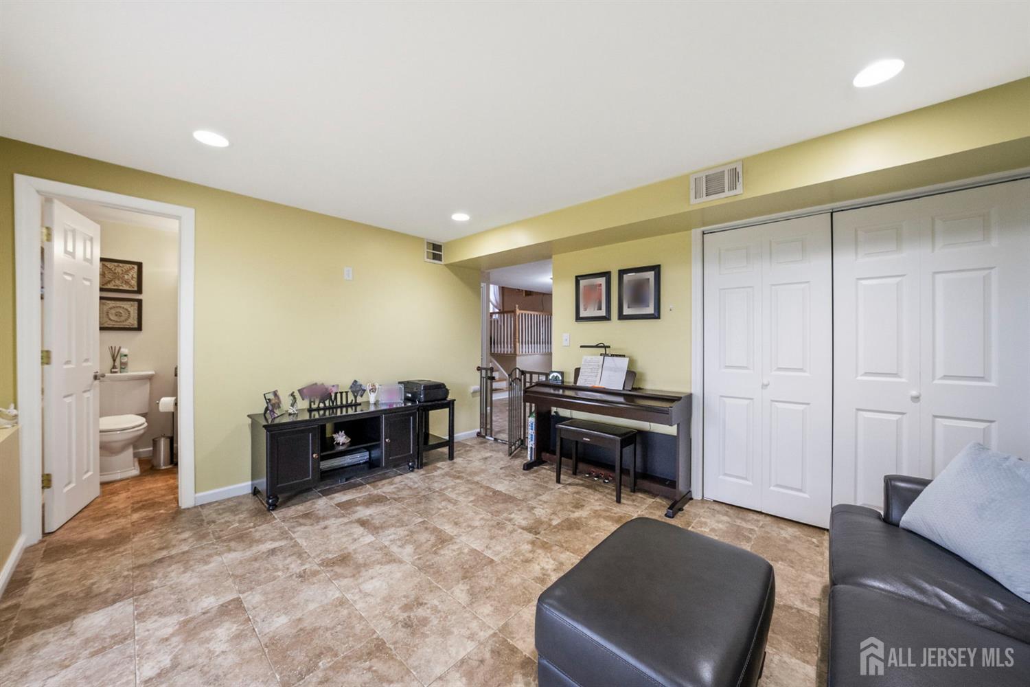 11 Jersey Avenue, Old Bridge, NJ, 08857 image 38