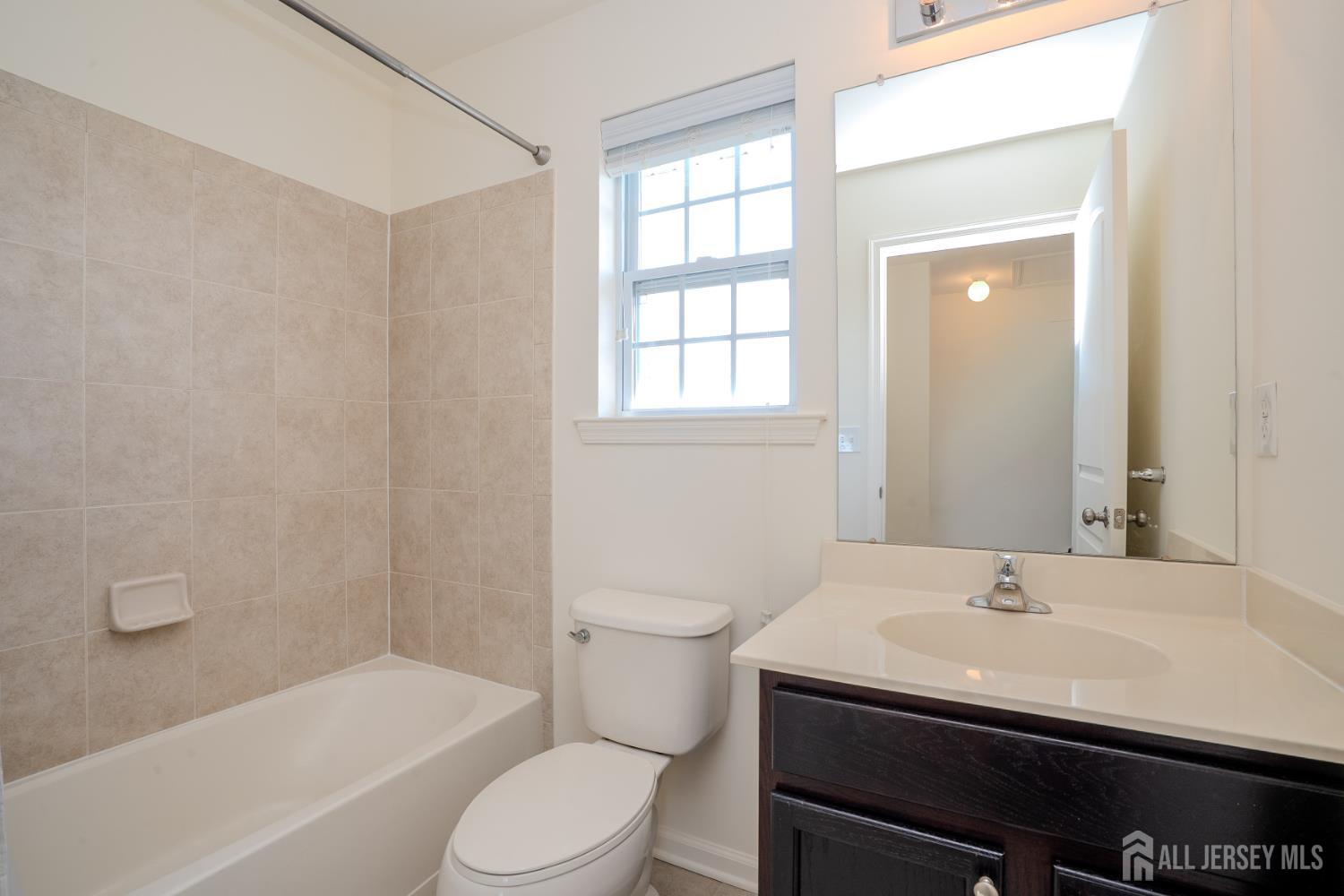 10 Alerica Lane, Franklin, NJ, 08873 image 19