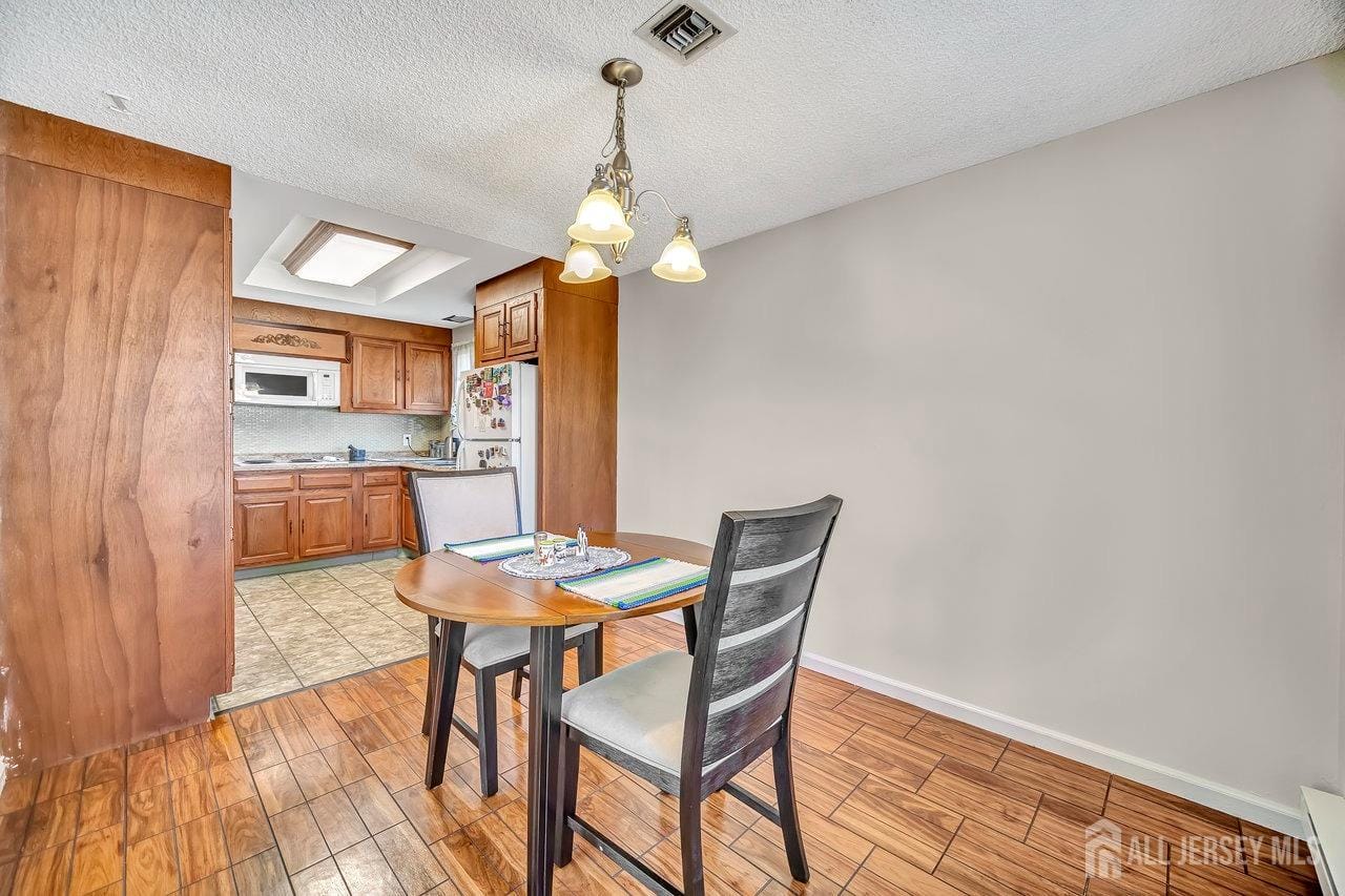 312 Sharon Way 312N, Monroe, NJ, 08831 image 8