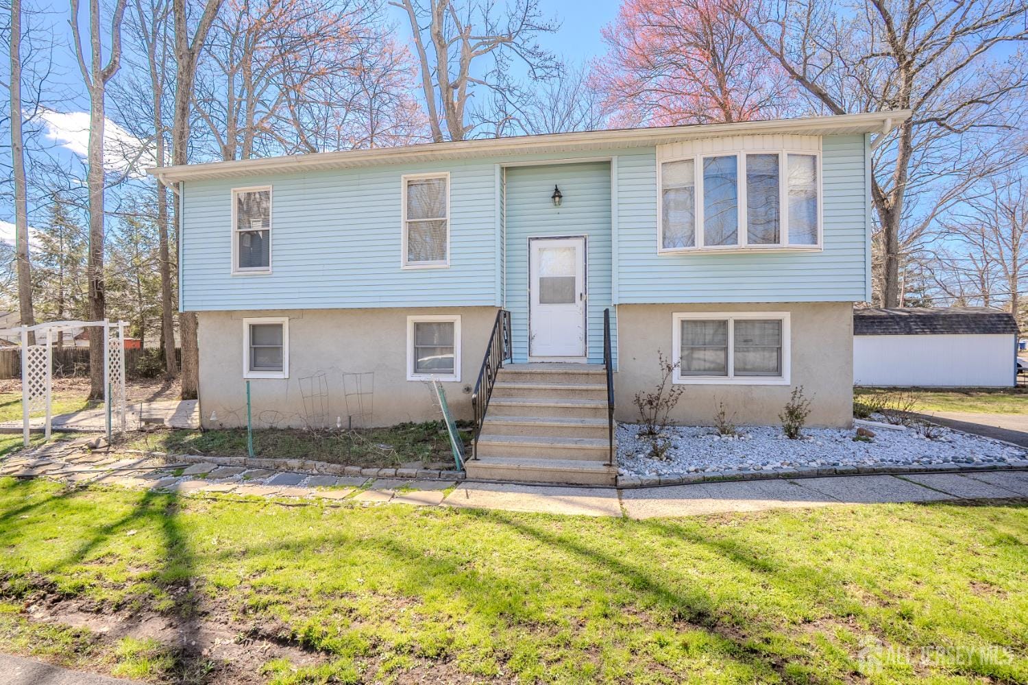 1834 Holly Road Image 2