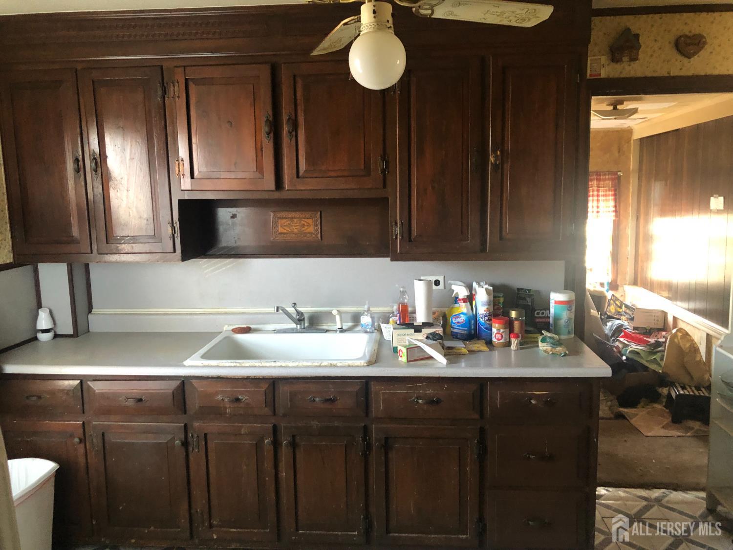 151 La Guardia Avenue Image 5