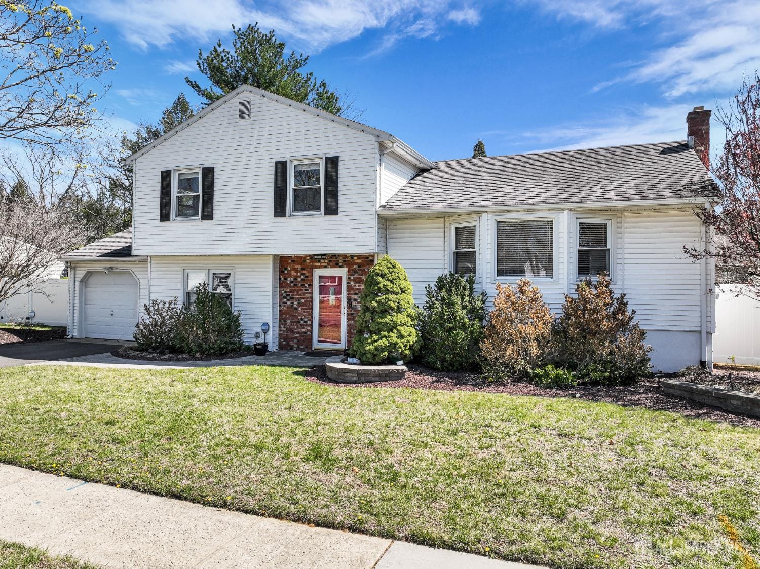 15 Rosewood Lane Image 3