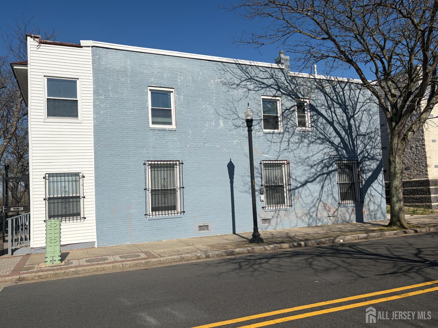 1044 Drexel Avenue Image 2