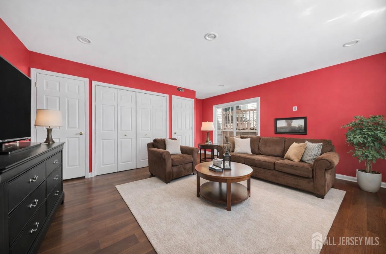 292 Summerhill Road, East Brunswick, NJ, 08816 image 14