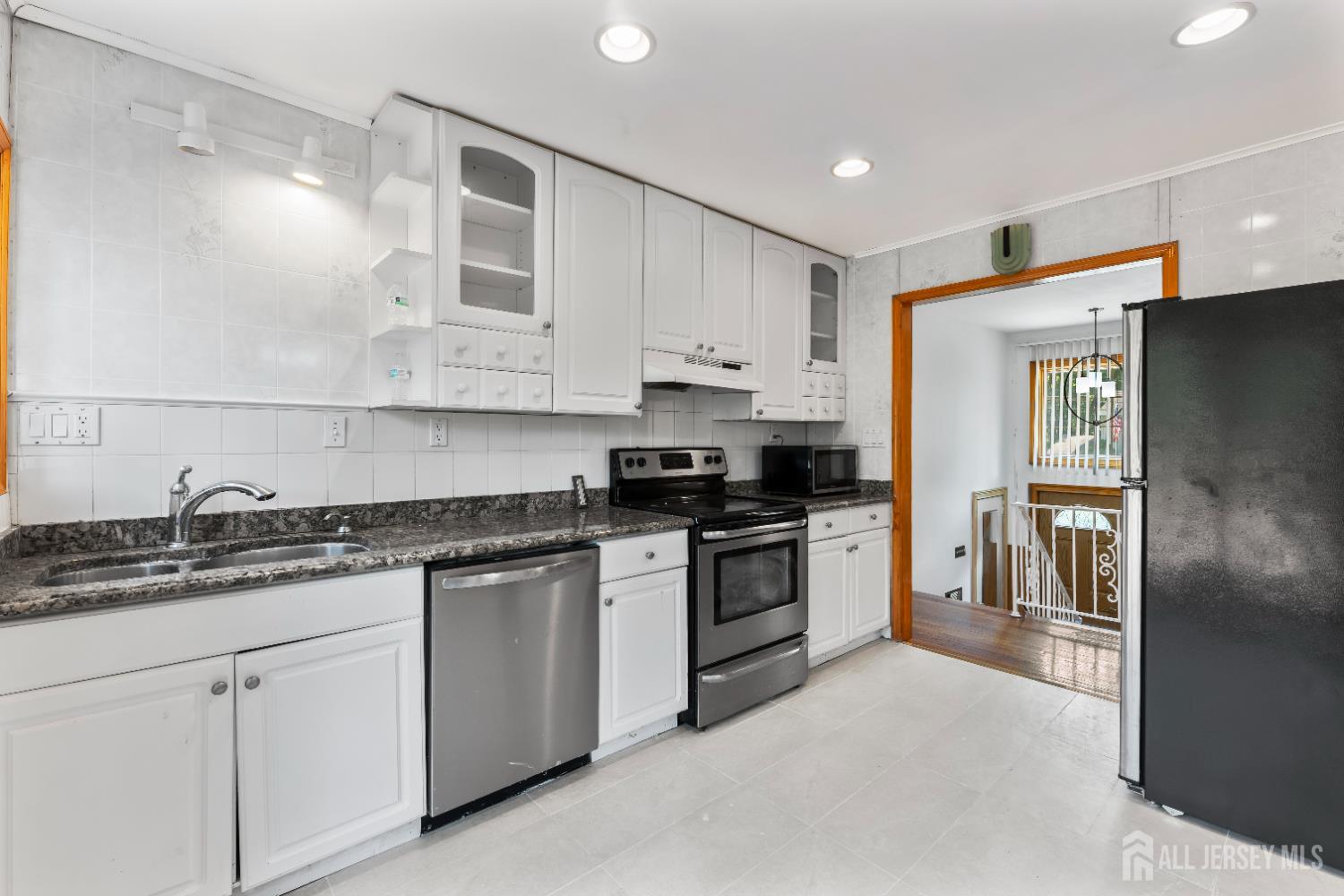 9 Denise Avenue, East Brunswick, NJ, 08850 image 13