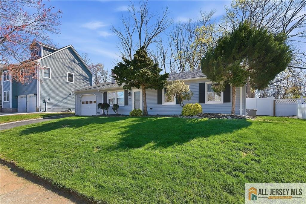 7 Brook Hollow Road Image 2