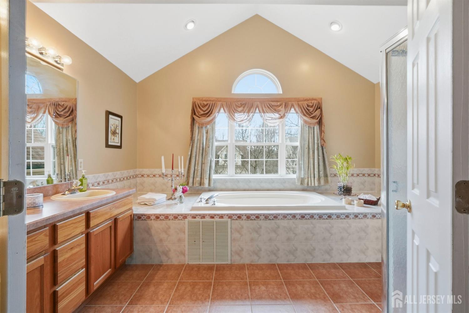 74 Kelly Way, South Brunswick, NJ, 08852 image 22