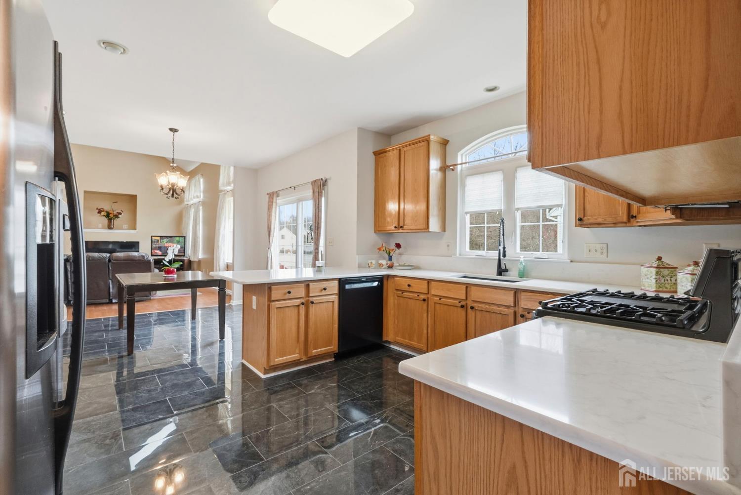 74 Kelly Way, South Brunswick, NJ, 08852 image 10