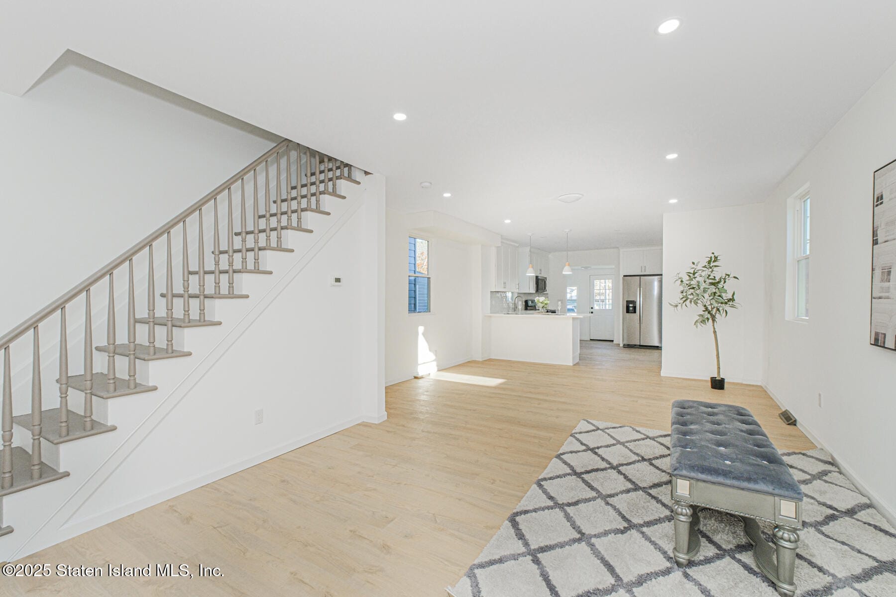 11 Laforge Avenue, Staten Island, NY, 10302