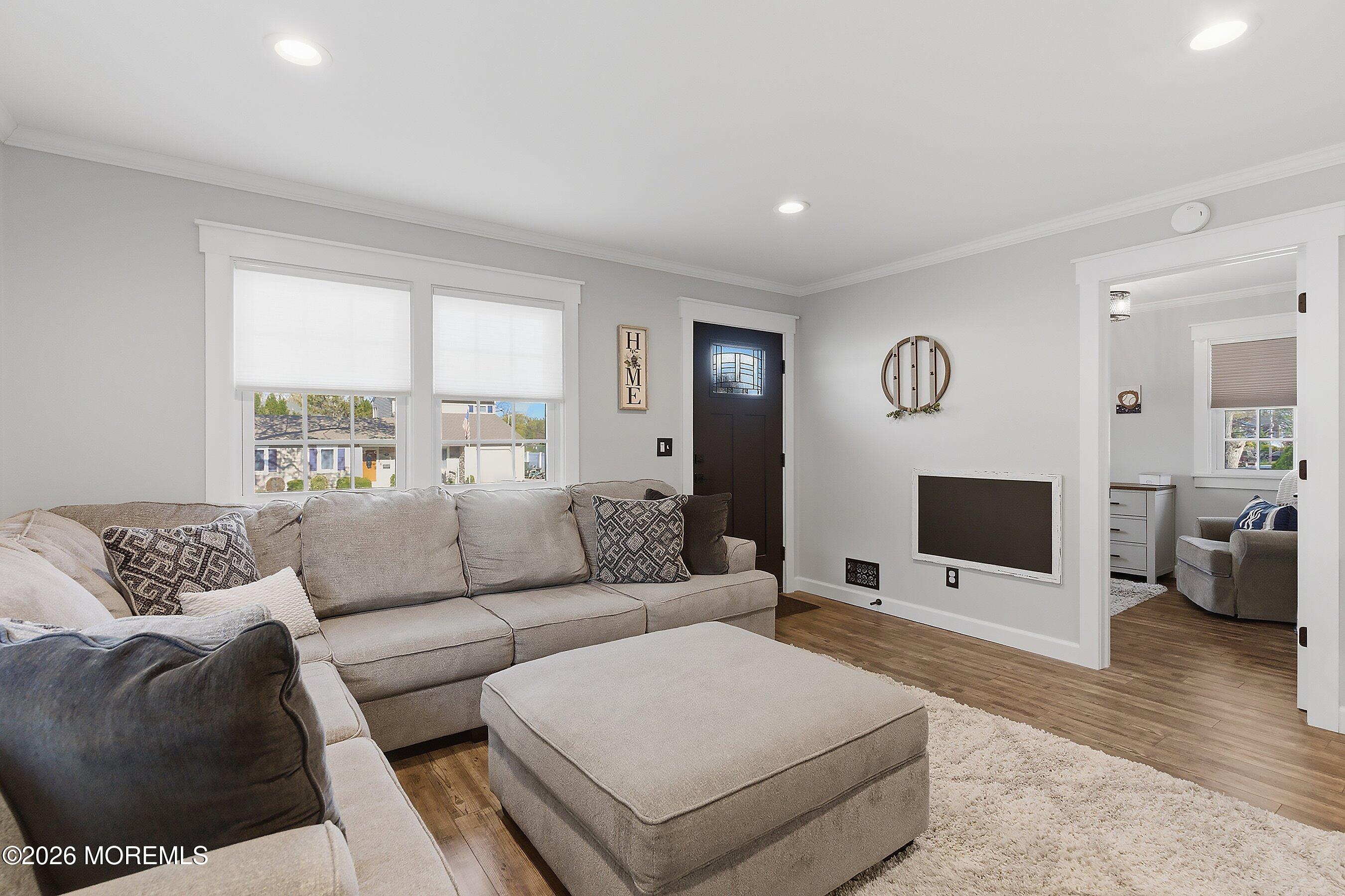 100 Hudson Avenue Image 5