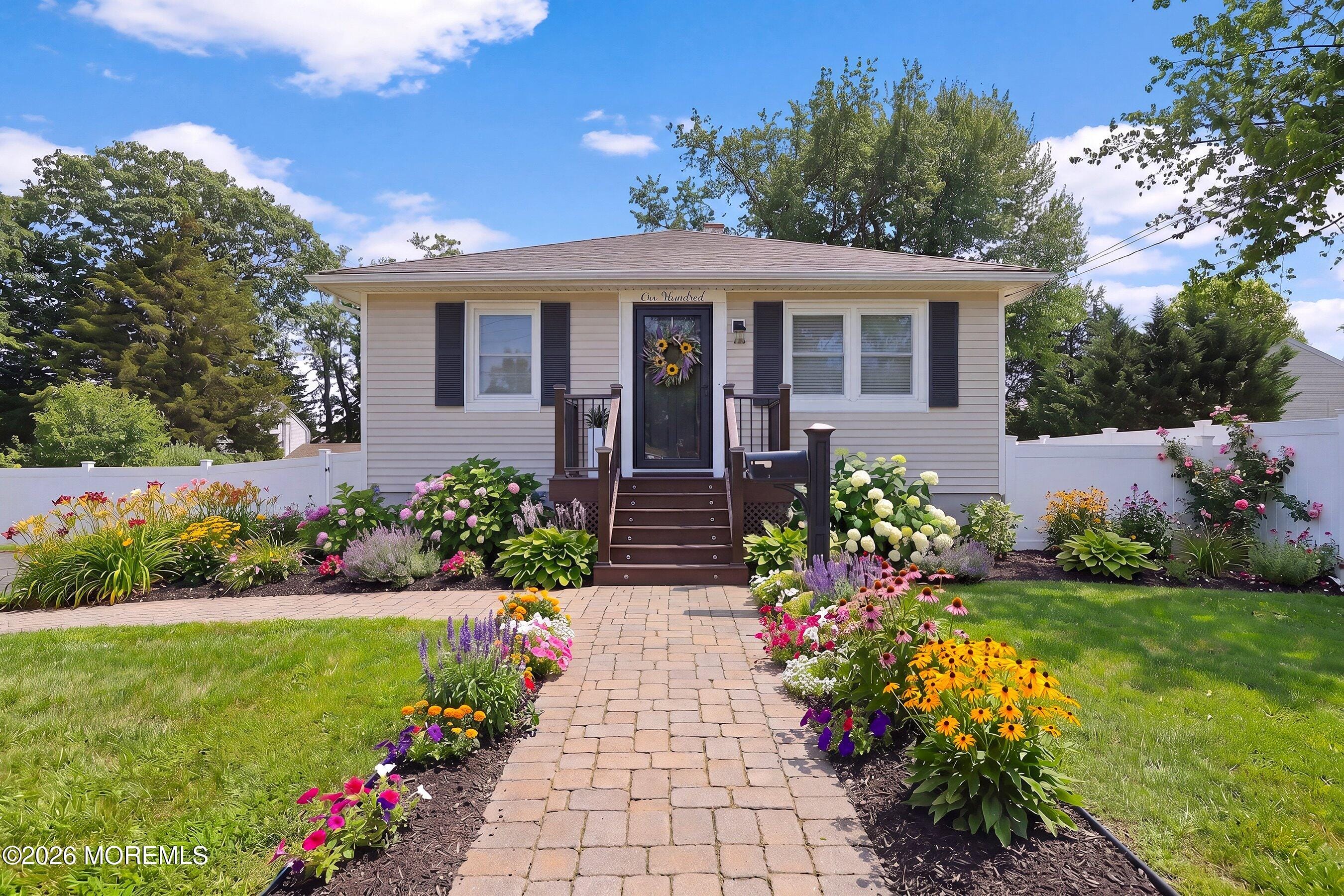 100 Hudson Avenue, Hazlet, NJ, 07734