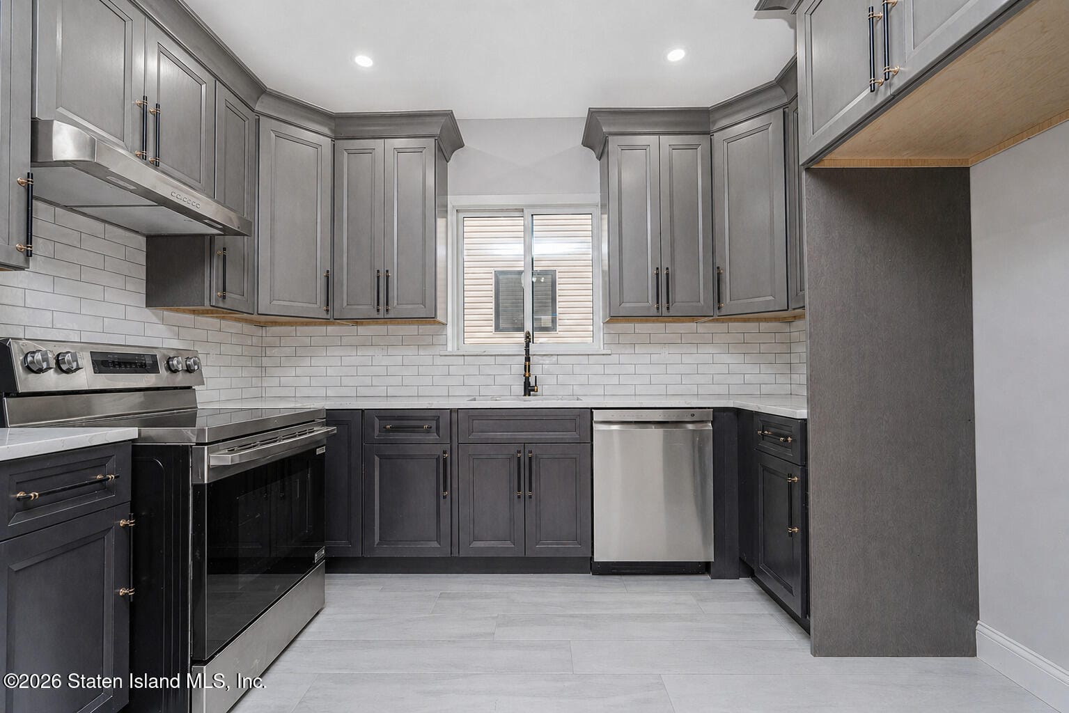 28 Hope Avenue, Staten Island, NY, 10305 image 6