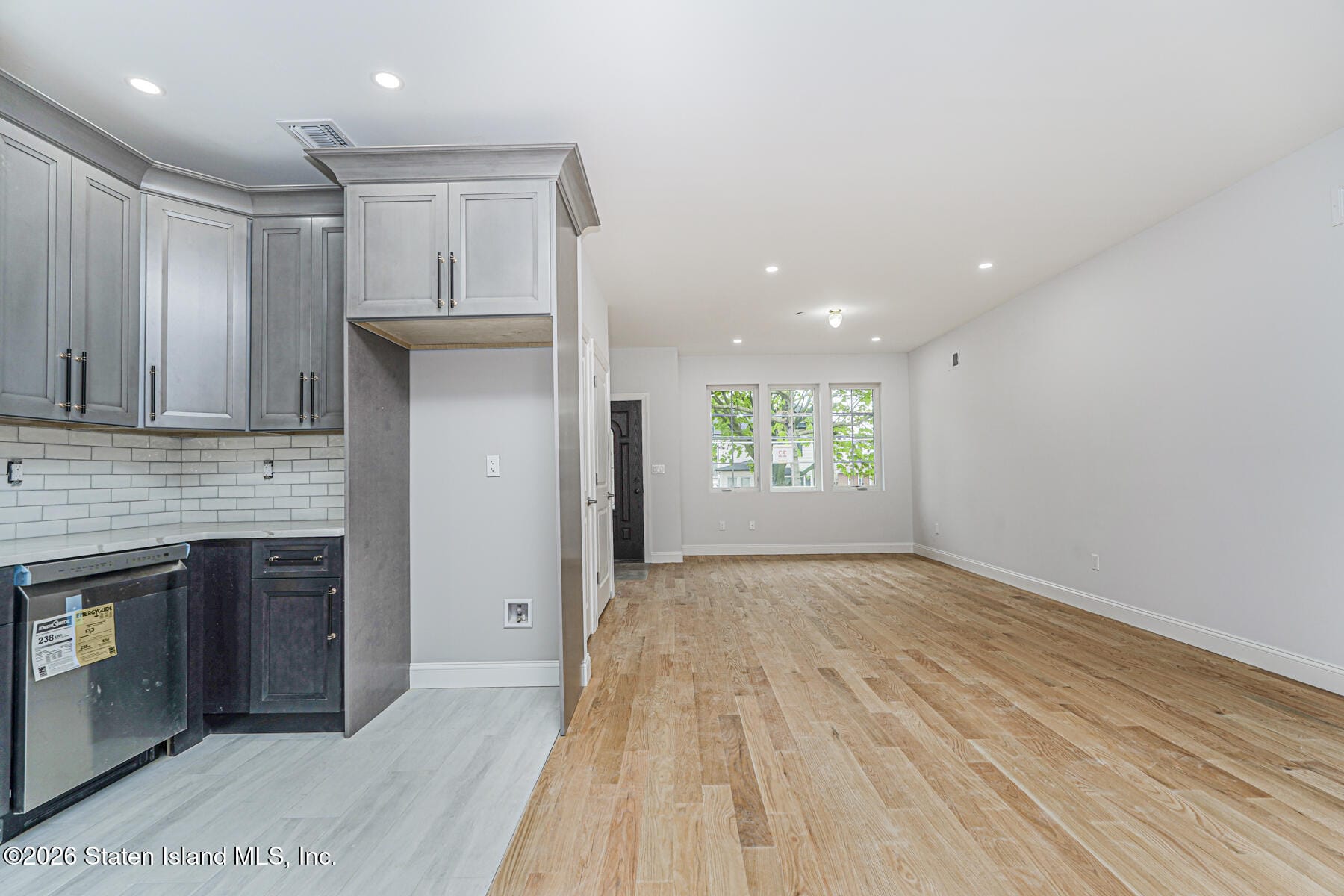 28 Hope Avenue, Staten Island, NY, 10305 image 8