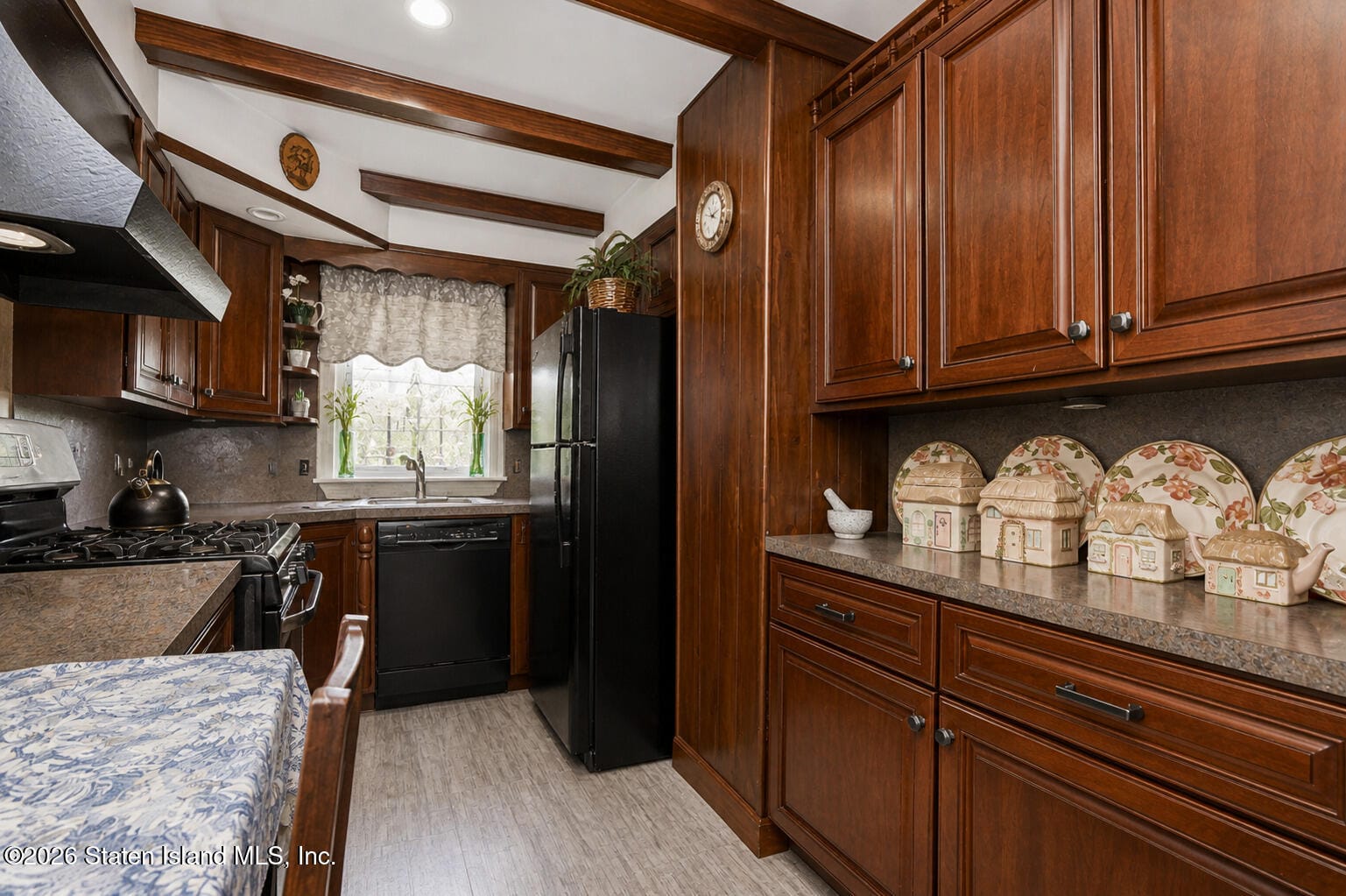 19 Whitney Avenue, Staten Island, NY, 10305 image 11