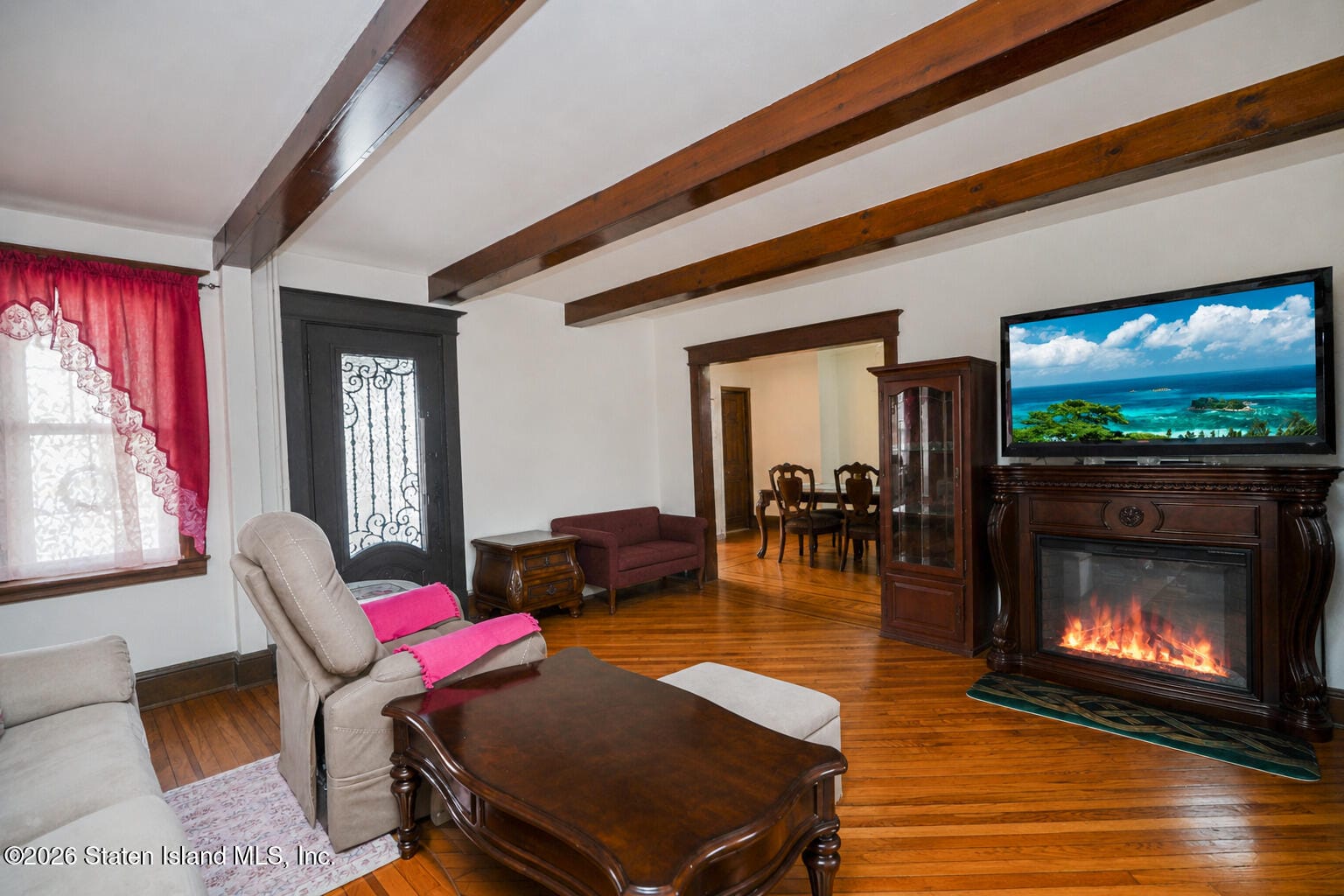 19 Whitney Avenue Image 5