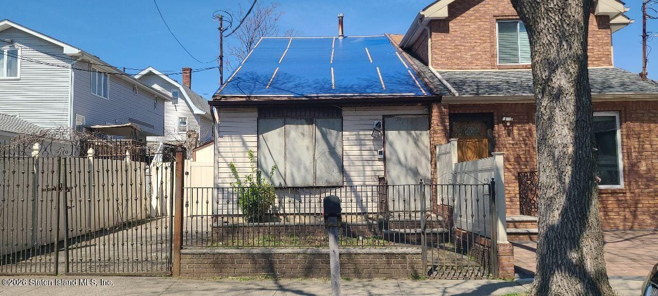 61 Ackerman Street, Staten Island, NY, 10308