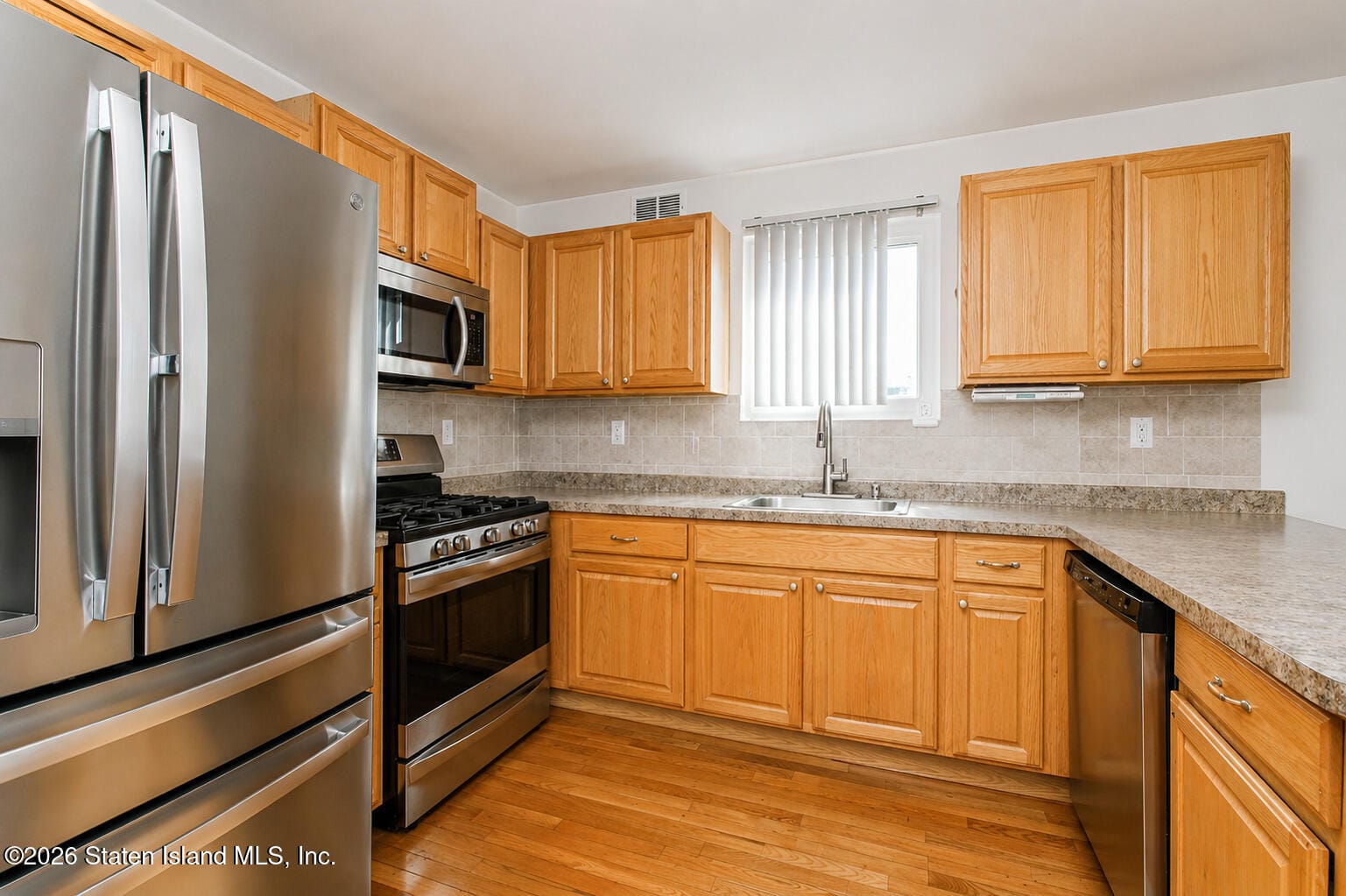 15 Scott Avenue, Staten Island, NY, 10305 image 9