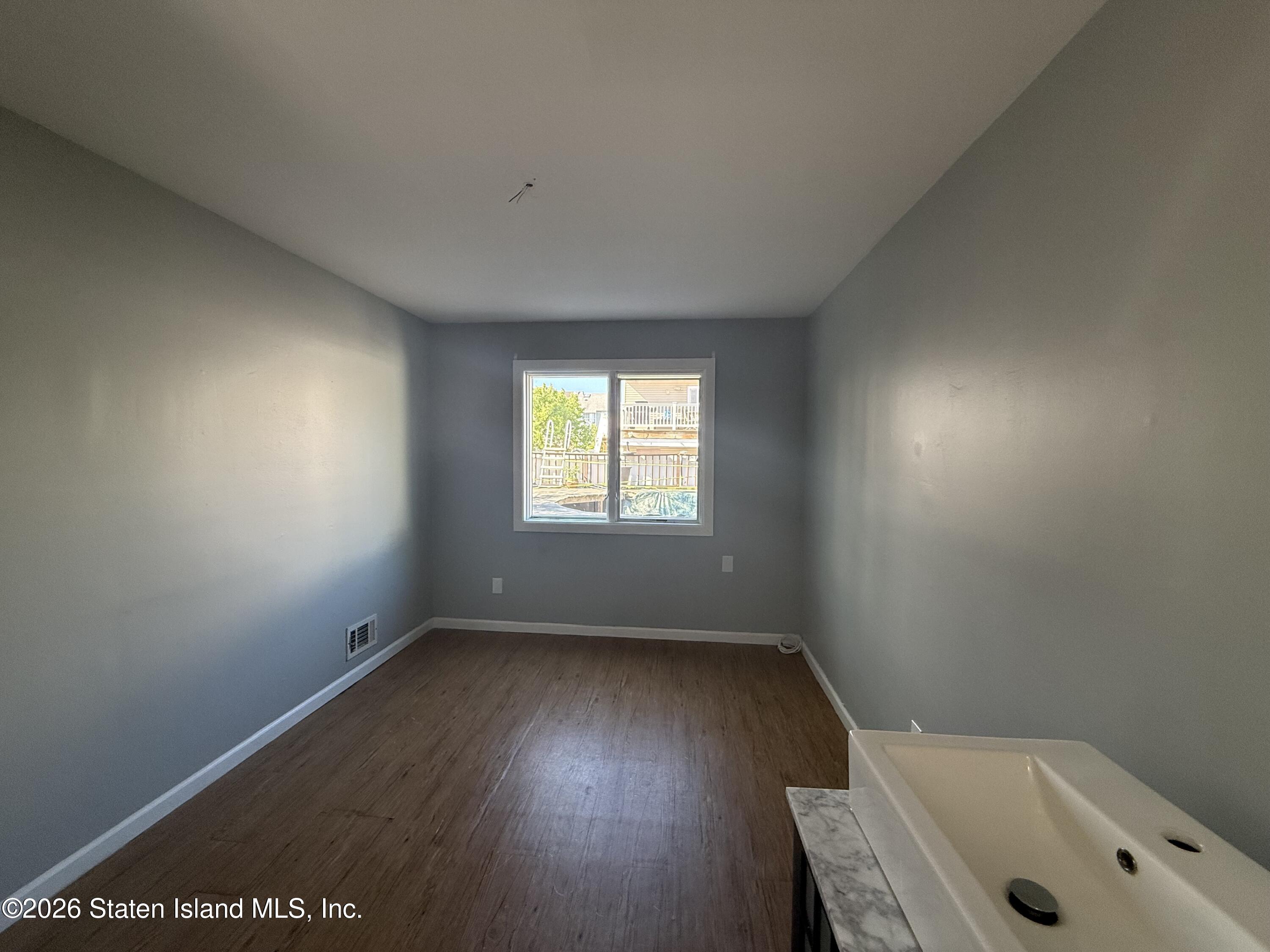 42 NW Elwood Avenue 42, Staten Island, NY, 10314 image 20