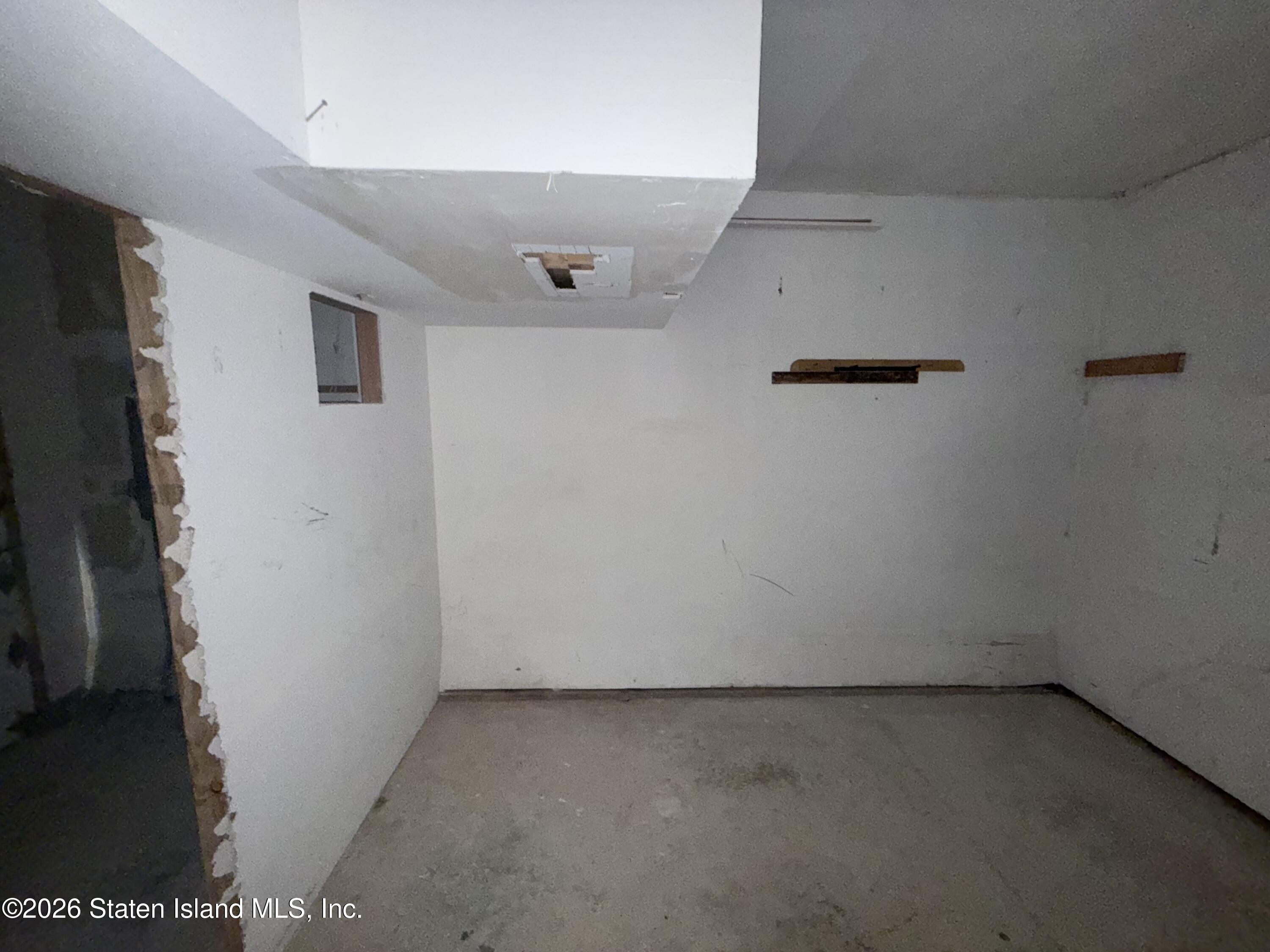 42 NW Elwood Avenue 42, Staten Island, NY, 10314 image 28