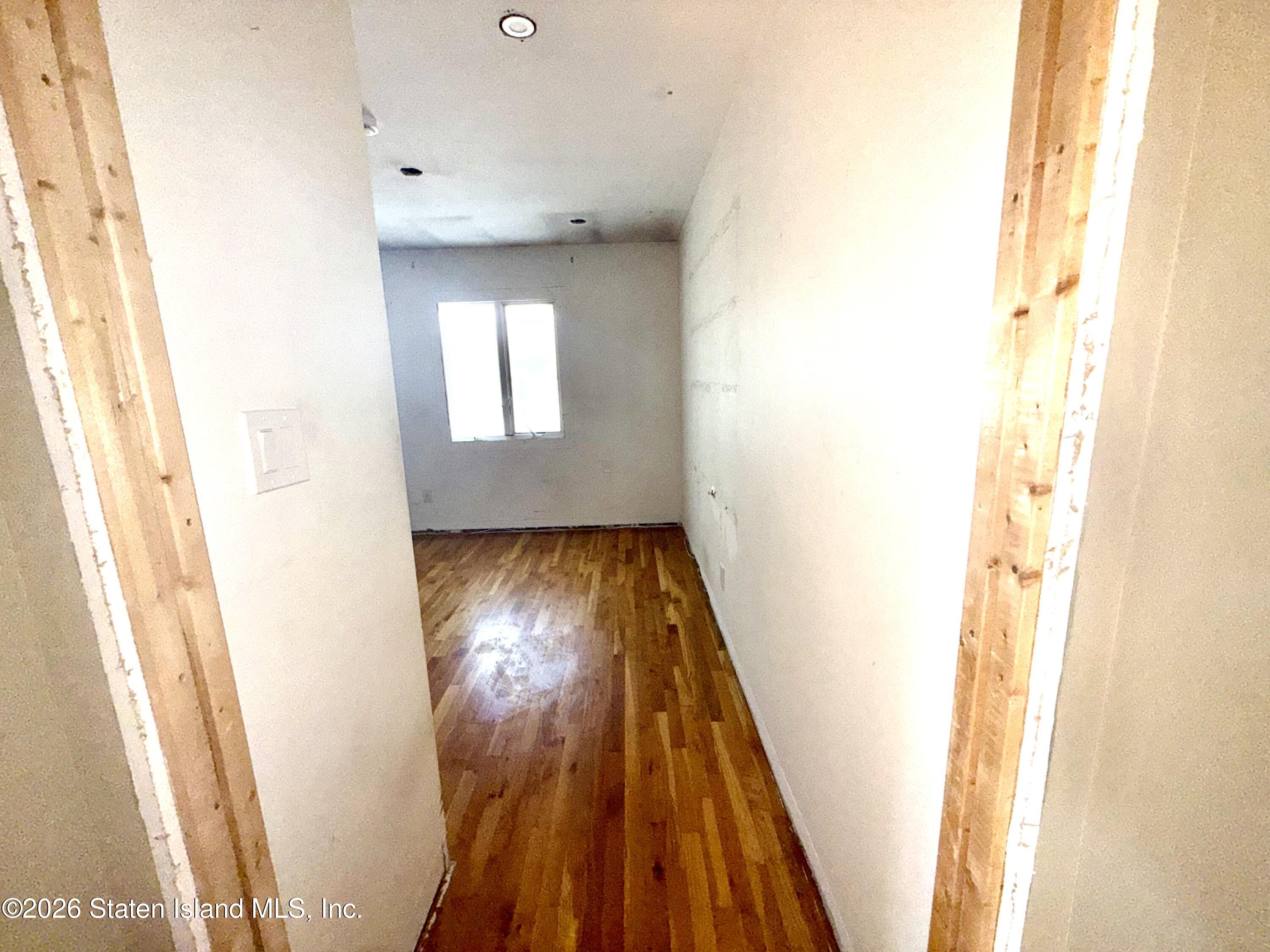 42 NW Elwood Avenue 42, Staten Island, NY, 10314 image 53