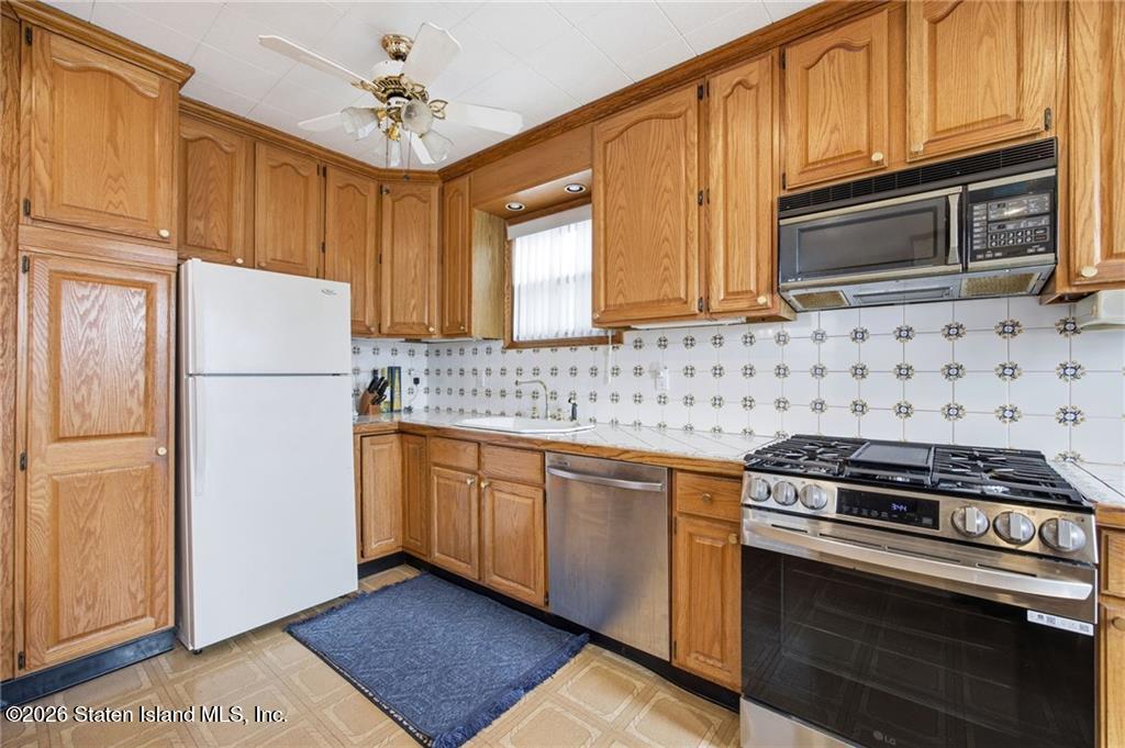 20 77th Street, Brooklyn, NY, 11209 image 12
