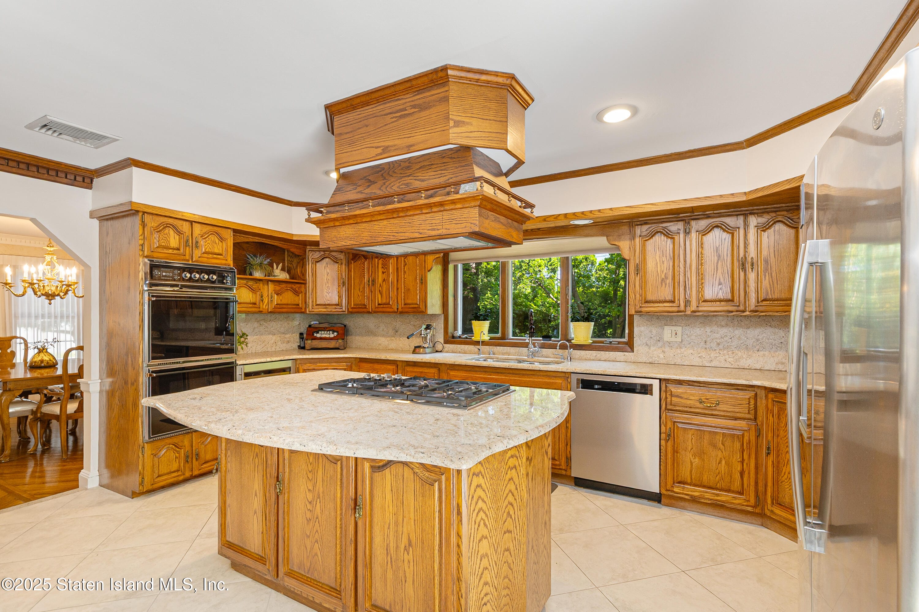 110 Wadsworth Road, Staten Island, NY, 10305 image 16