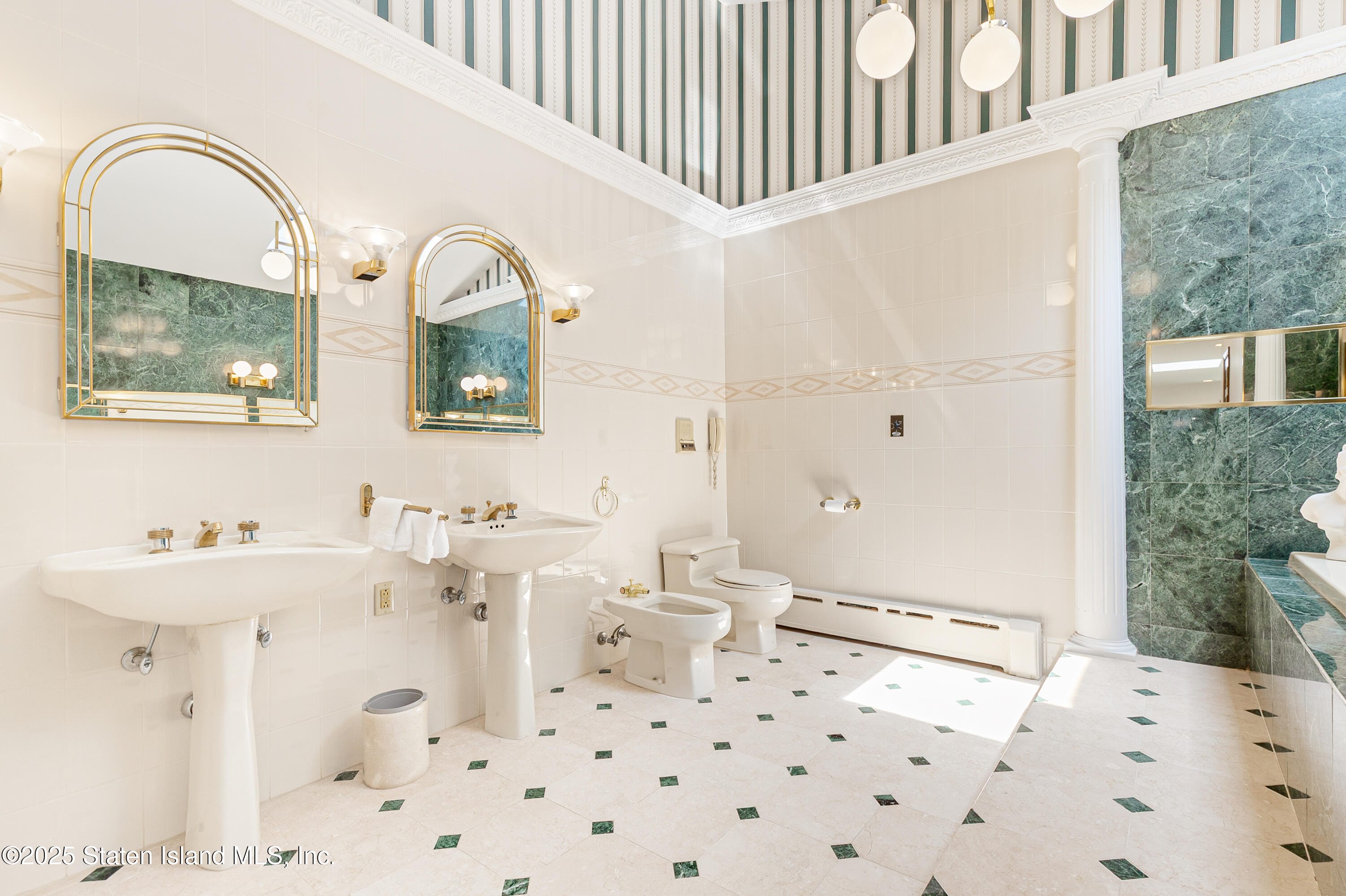 110 Wadsworth Road, Staten Island, NY, 10305 image 21