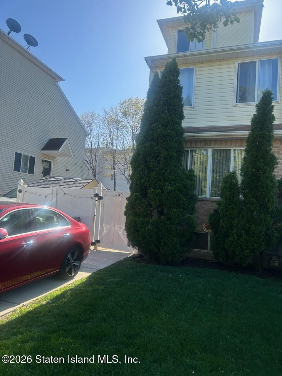 160 Kenilworth Avenue Image 2