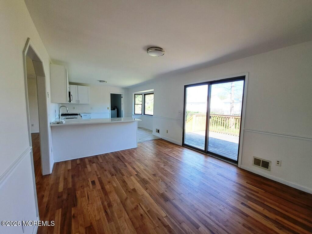 1125 Seaman Avenue Image 5