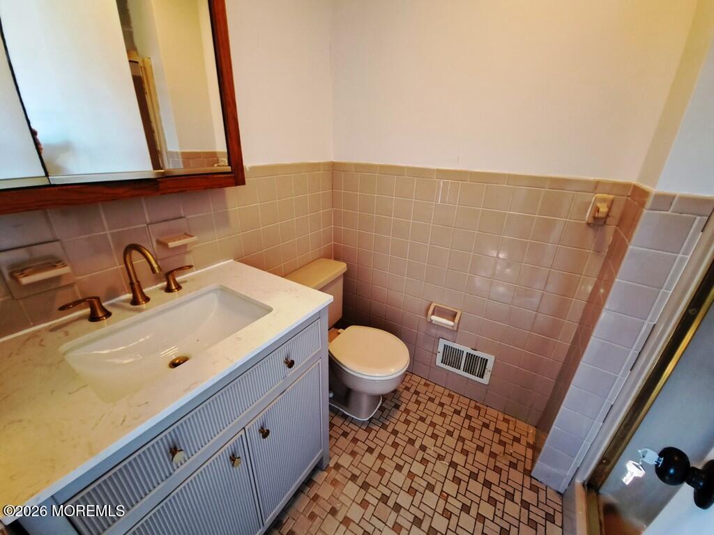 1125 Seaman Avenue, Beachwood, NJ, 08722 image 8