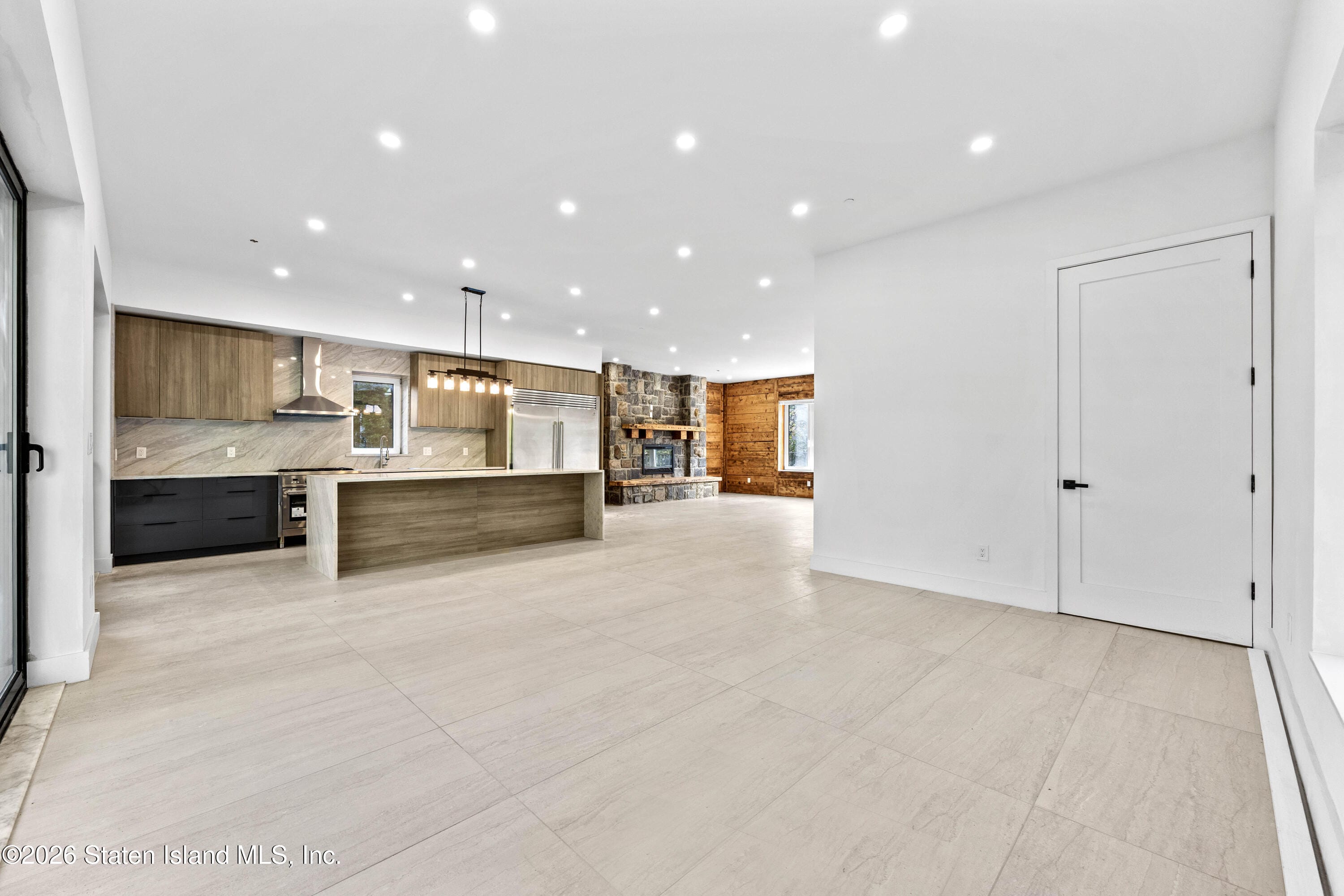 18 Shore Acres Road, Staten Island, NY, 10305 image 6