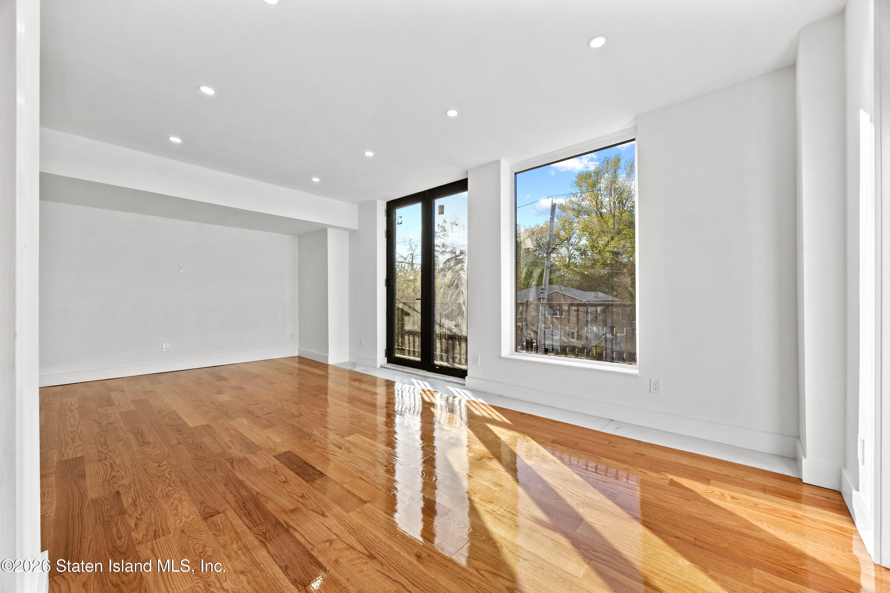 18 Shore Acres Road, Staten Island, NY, 10305 image 17