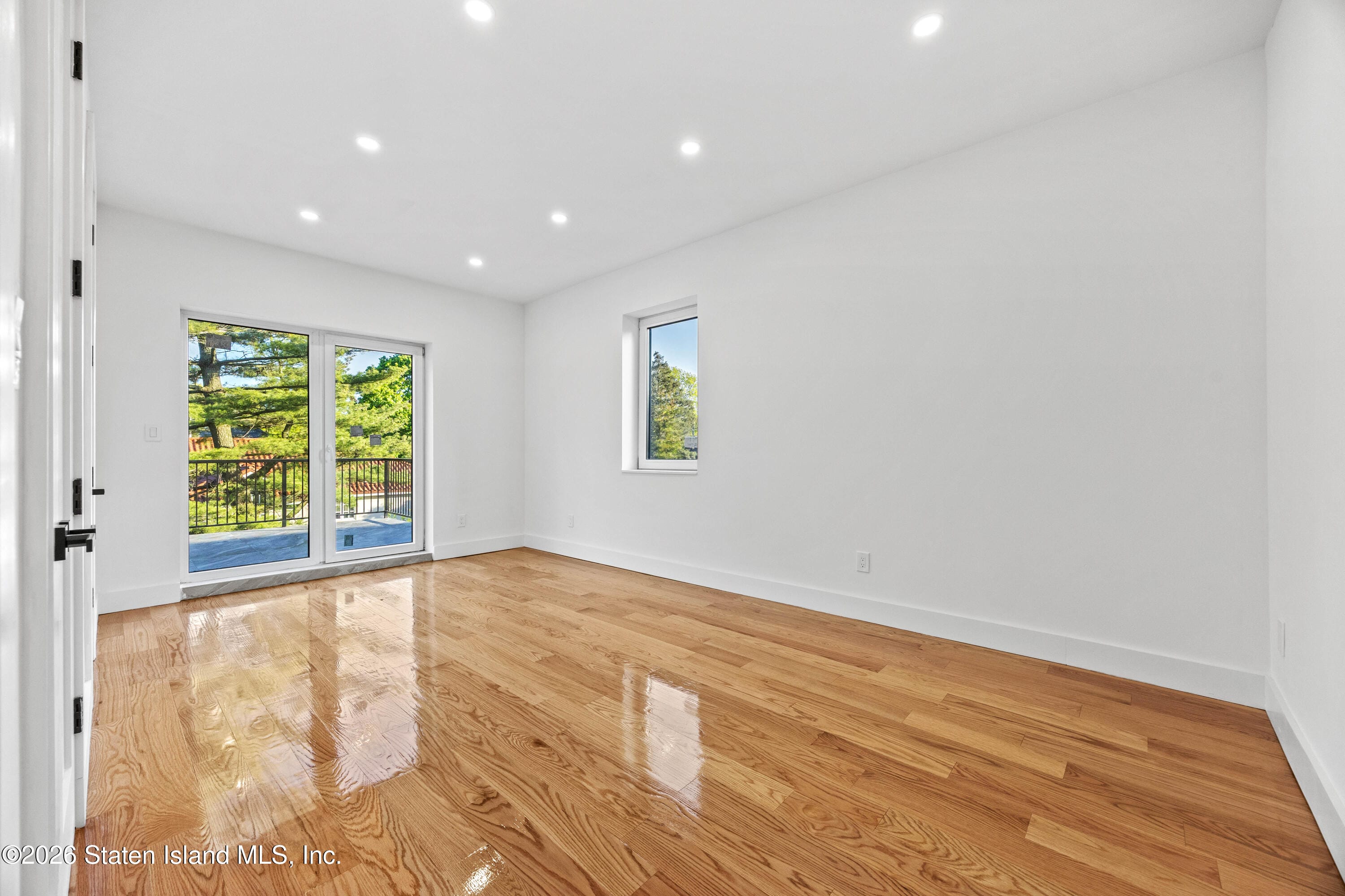 18 Shore Acres Road, Staten Island, NY, 10305 image 25