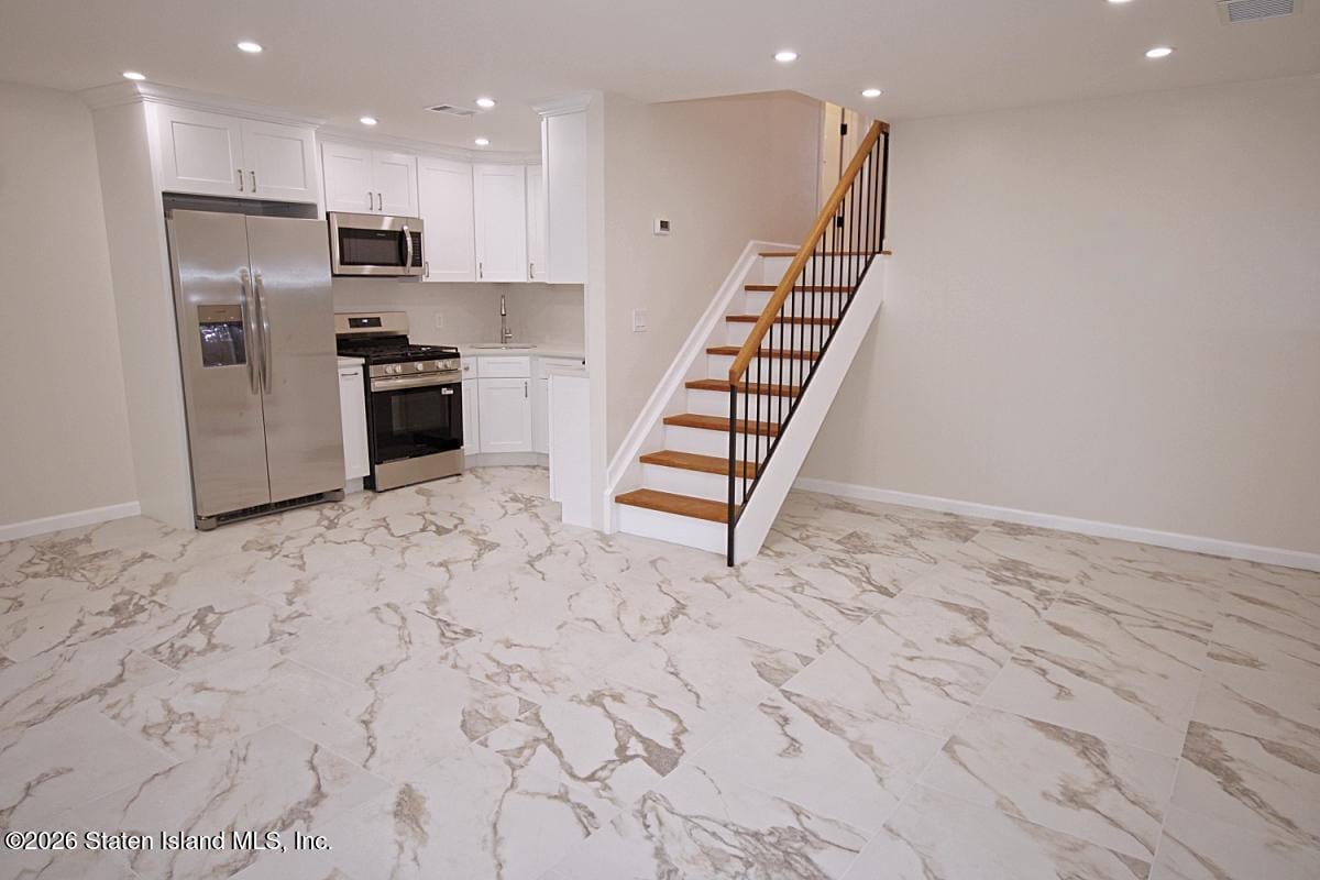 328 Timber Ridge Drive, Staten Island, NY, 10308 image 6