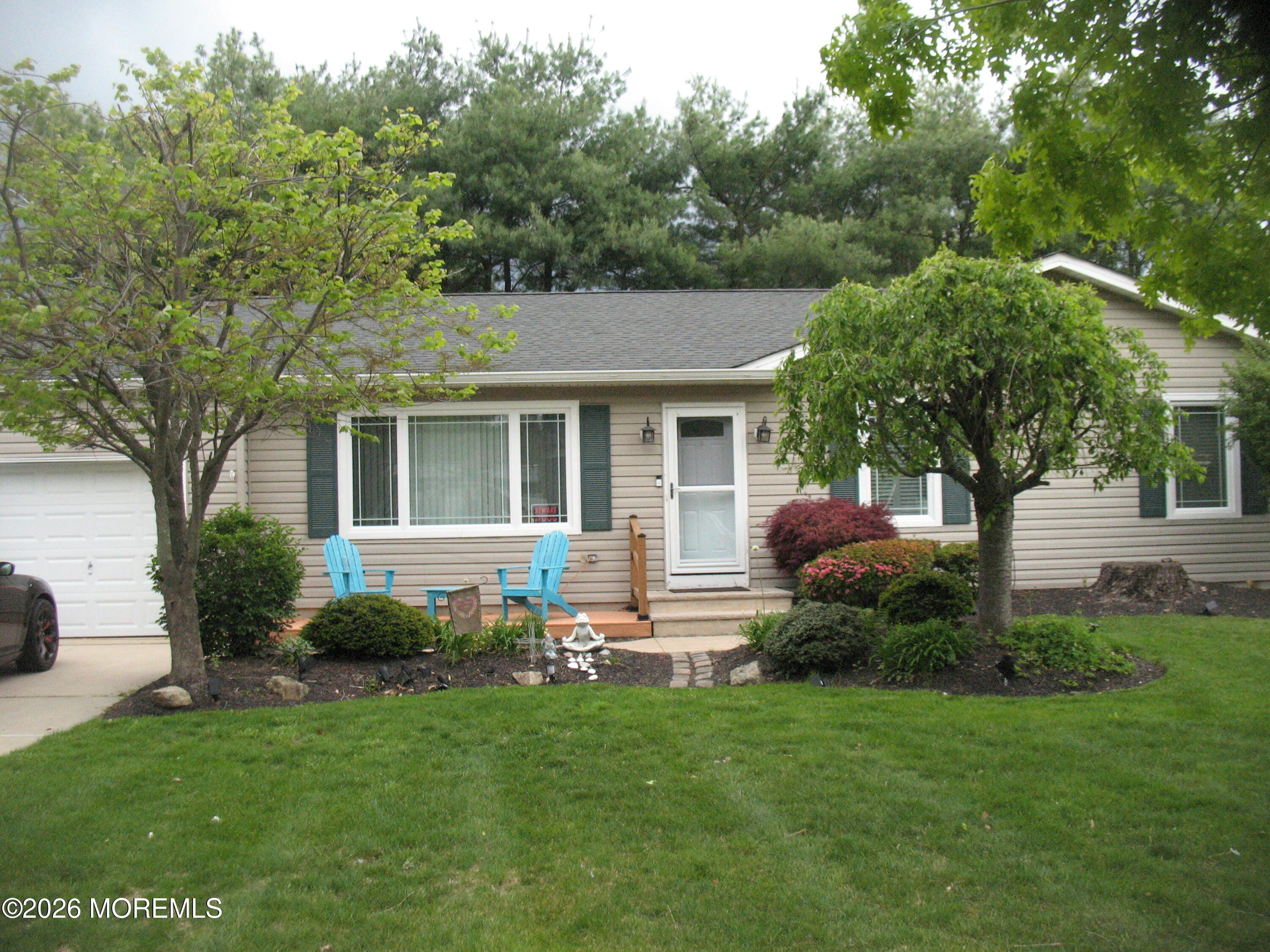 1033 3rd Avenue Image 3