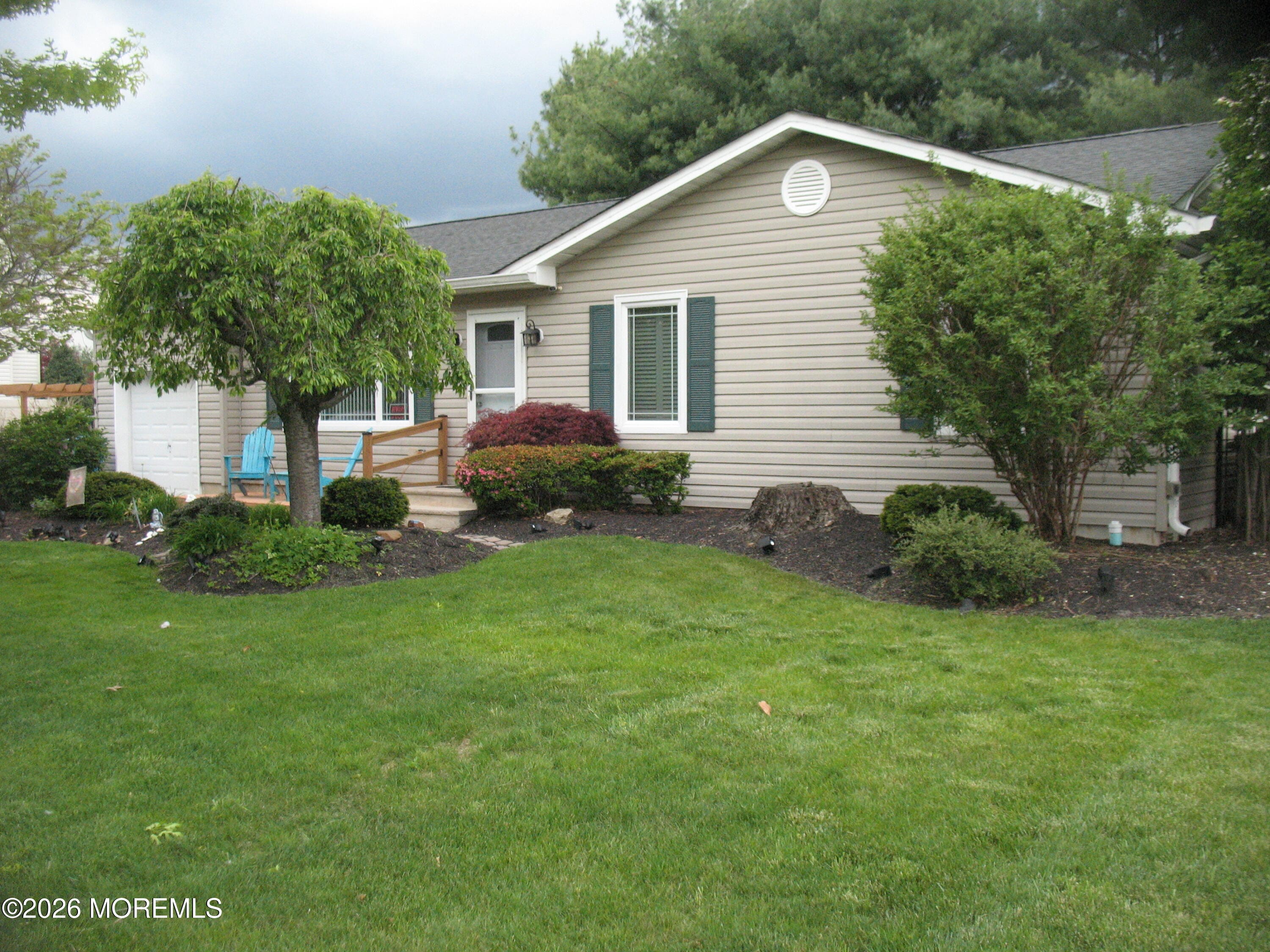 1033 3rd Avenue Image 4