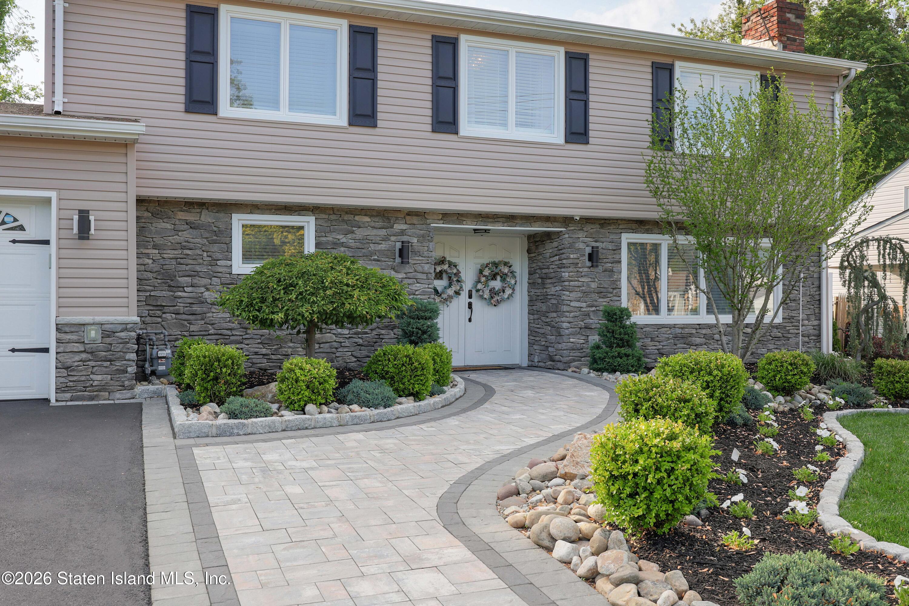 141 Southwood Drive Image 5